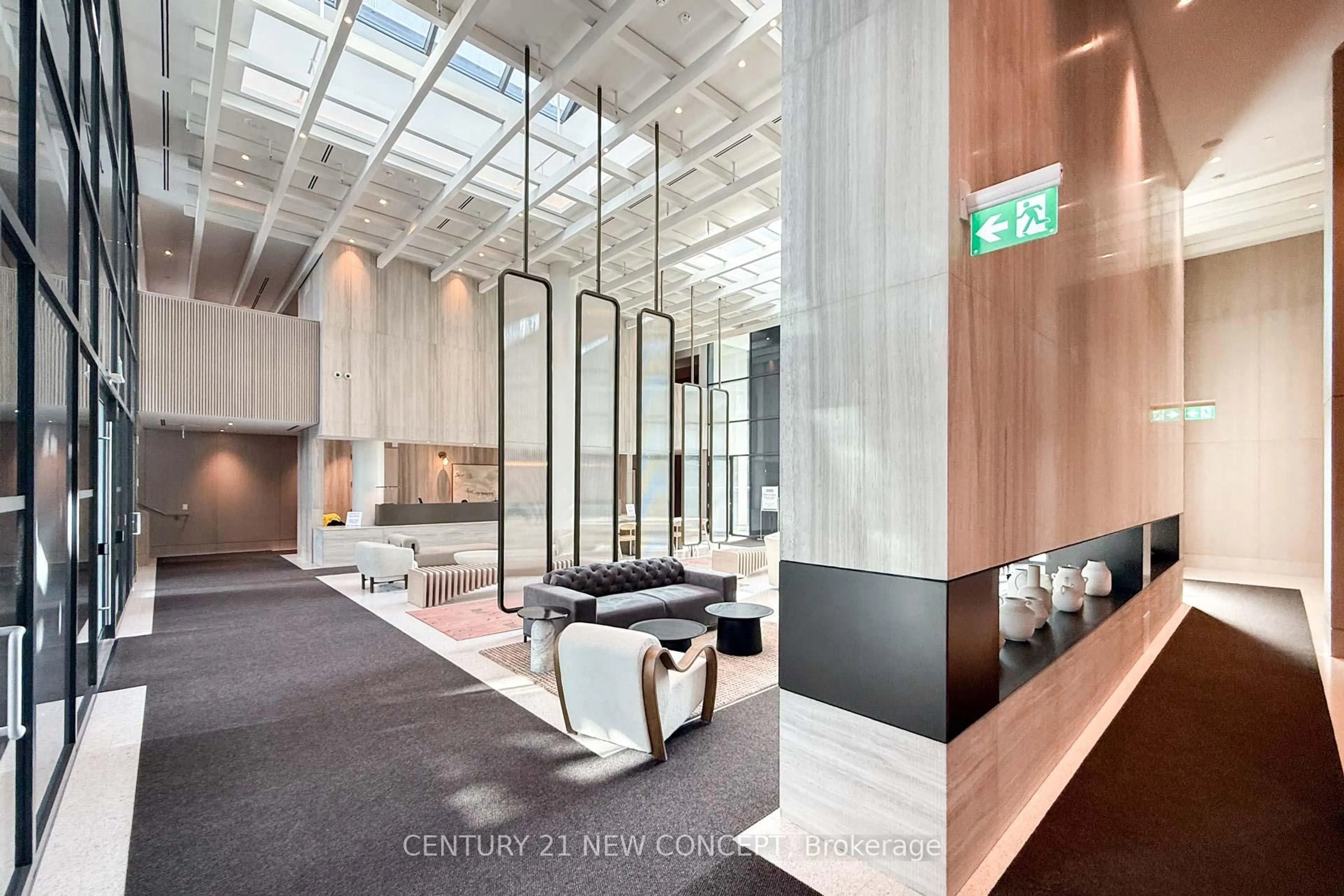 Indoor foyer for 225 Commerce St #2106, Vaughan Ontario L4K 0R1