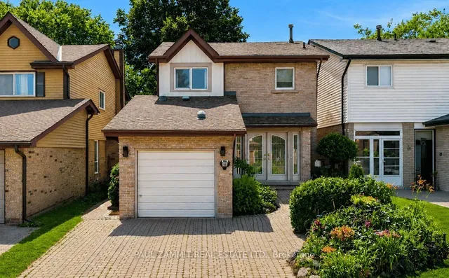 12 Kings College Rd, Markham 2