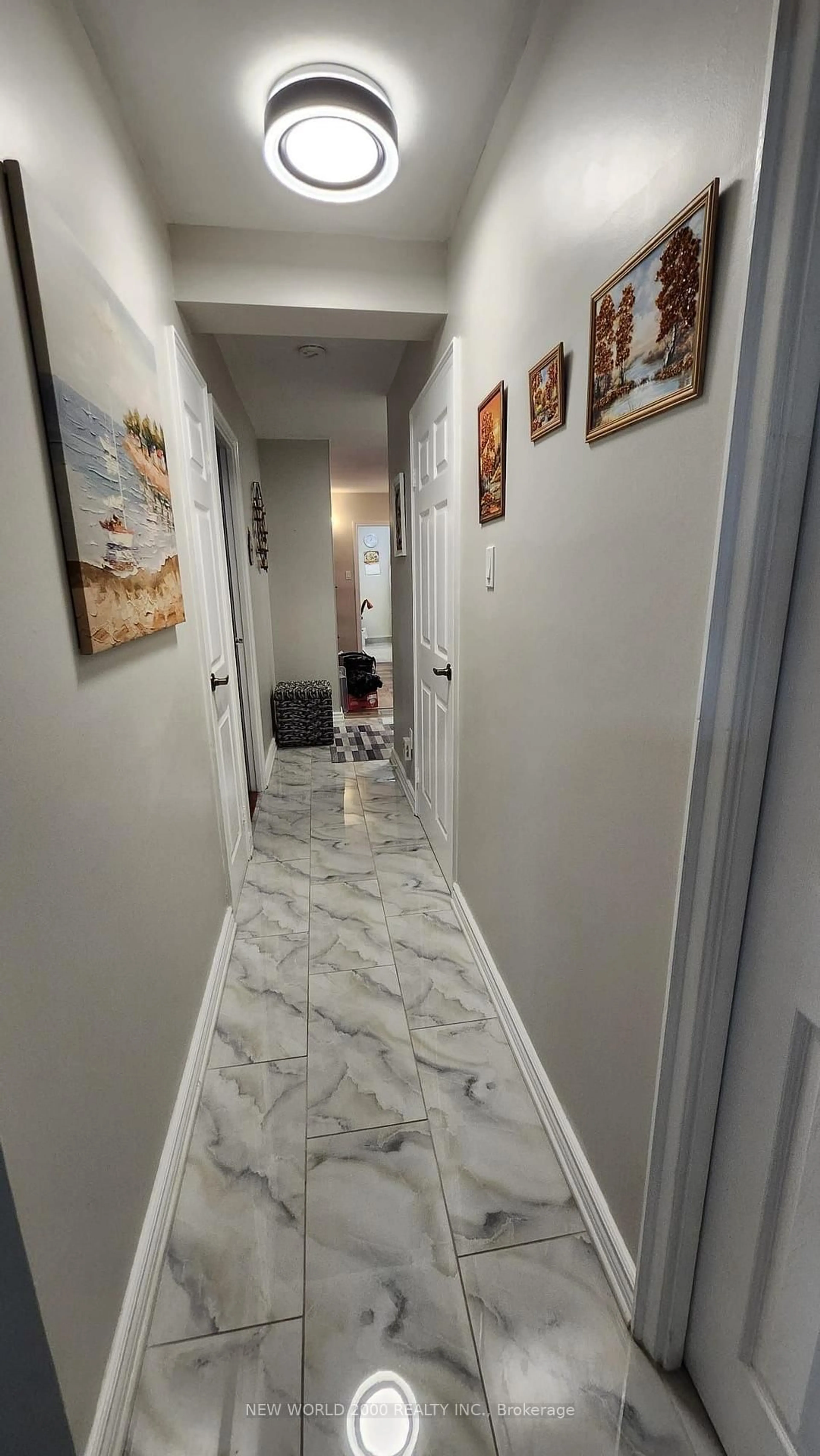 Indoor foyer for 180 Dudley Ave #602, Markham Ontario L3T 4X2