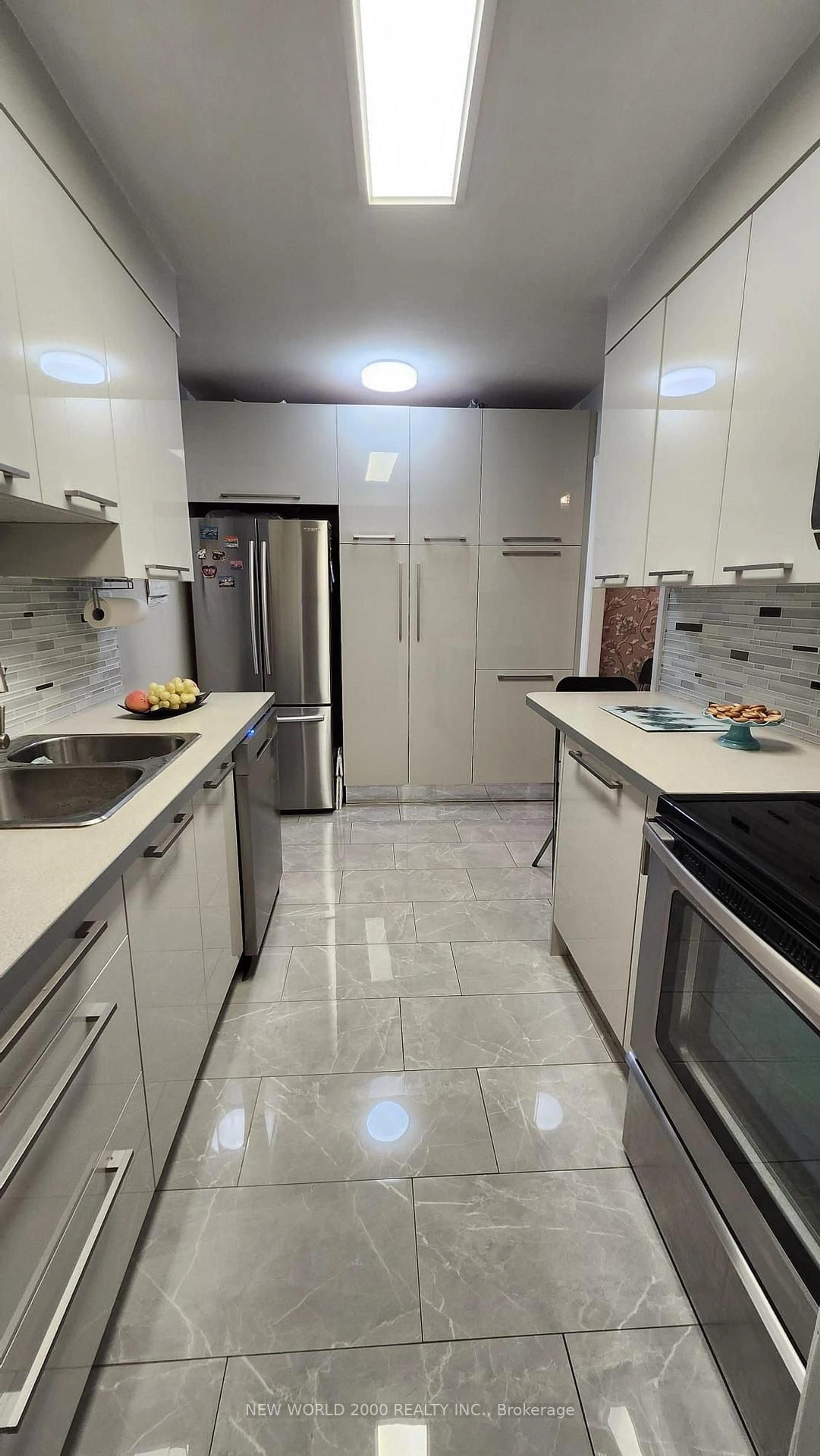 Standard kitchen, ceramic/tile floor for 180 Dudley Ave #602, Markham Ontario L3T 4X2