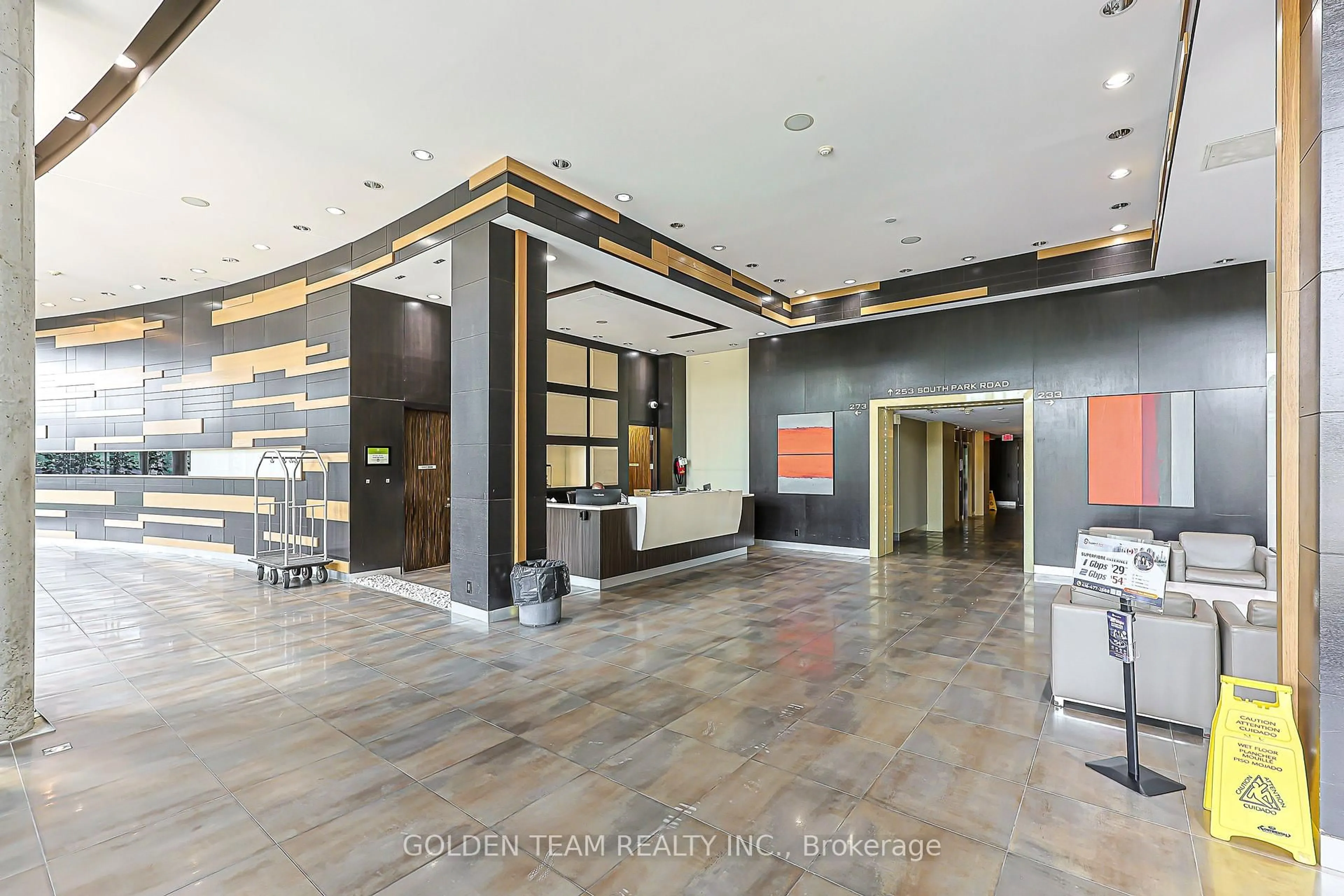 Lobby for 273 South Park Rd #1217, Markham Ontario L3T 0B5