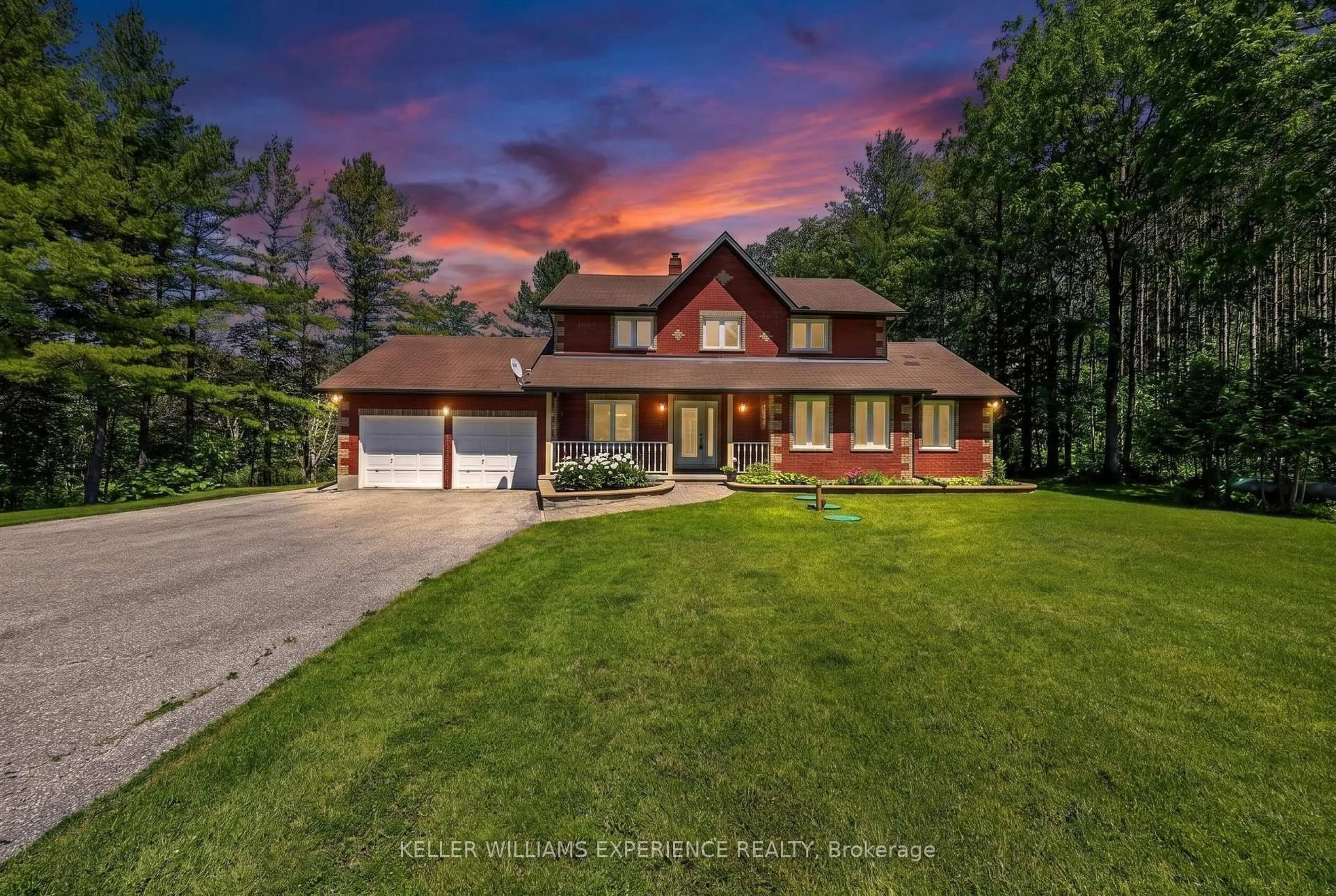 A pic from outside/outdoor area/front of a property/back of a property/a pic from drone, street for 7831 5th Line, Essa Ontario L3W 0S7