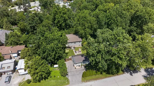176 Pleasant Blvd, Georgina 2