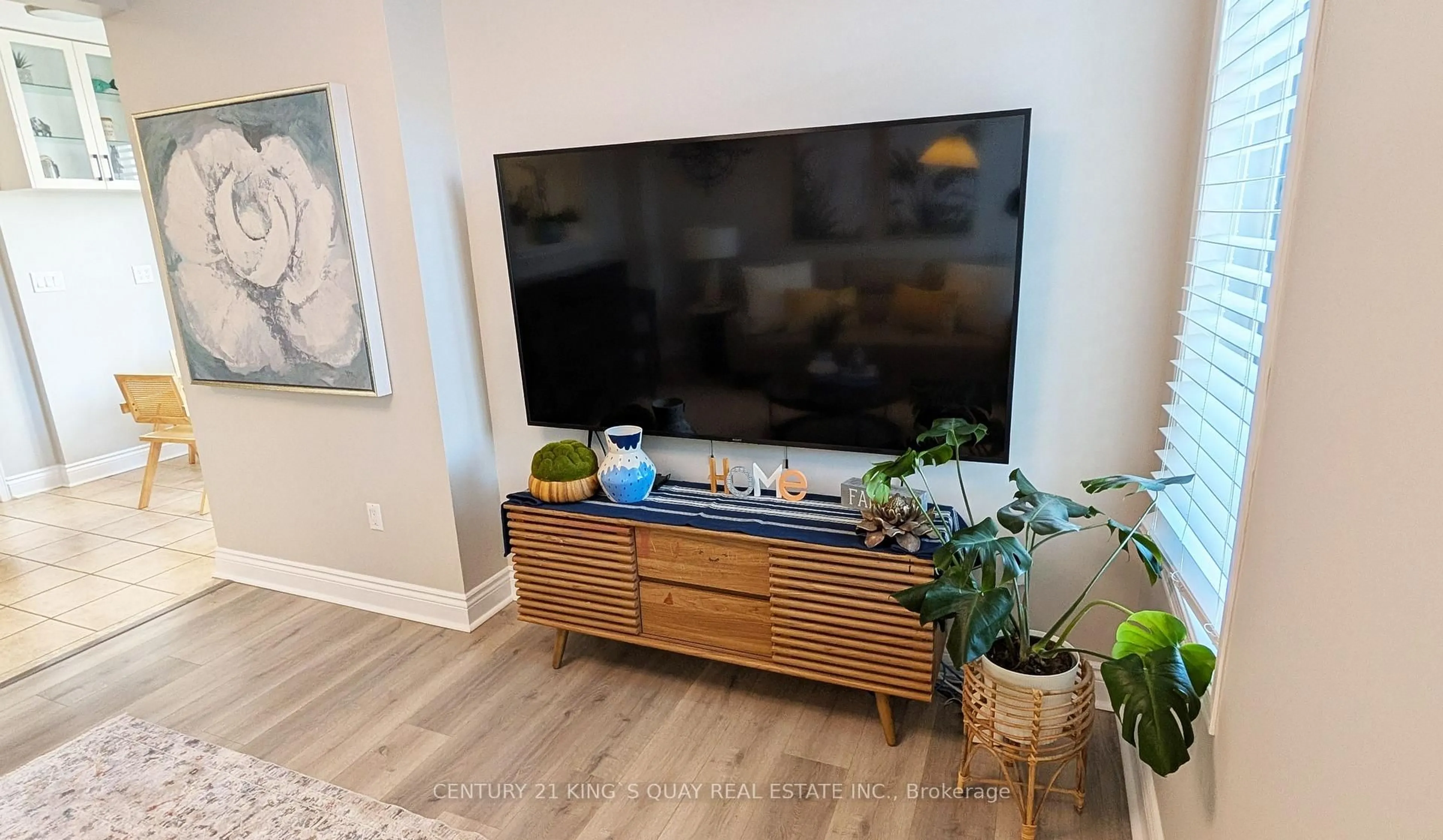 Home theater for 13 Evaridge Dr, Markham Ontario L6B 1E9