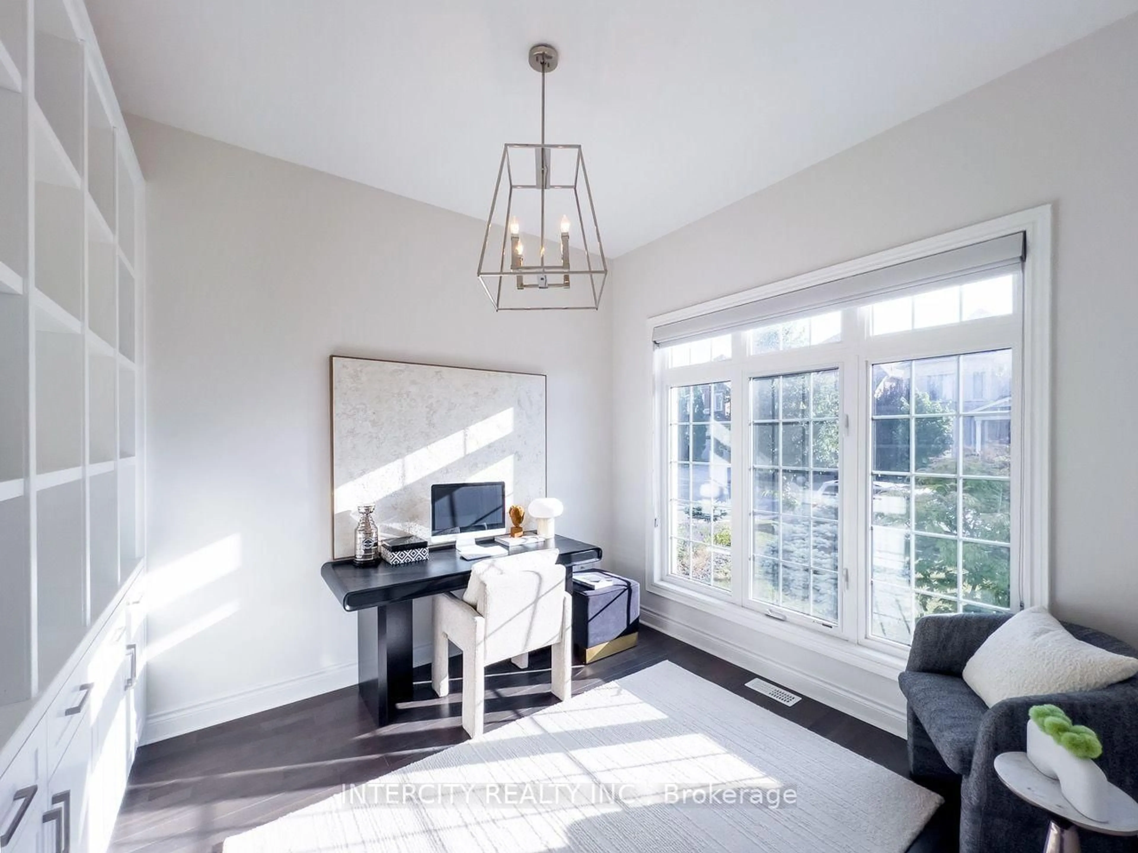 Unknown for 35 Cedarpoint Crt, Vaughan Ontario L6A 4P7