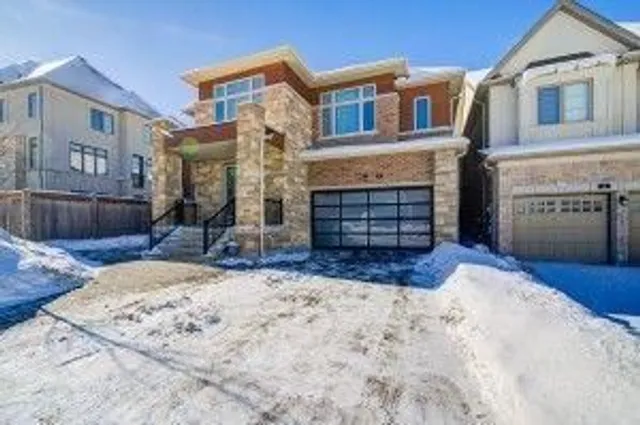 4 Goldeneye Dr, East Gwillimbury 2