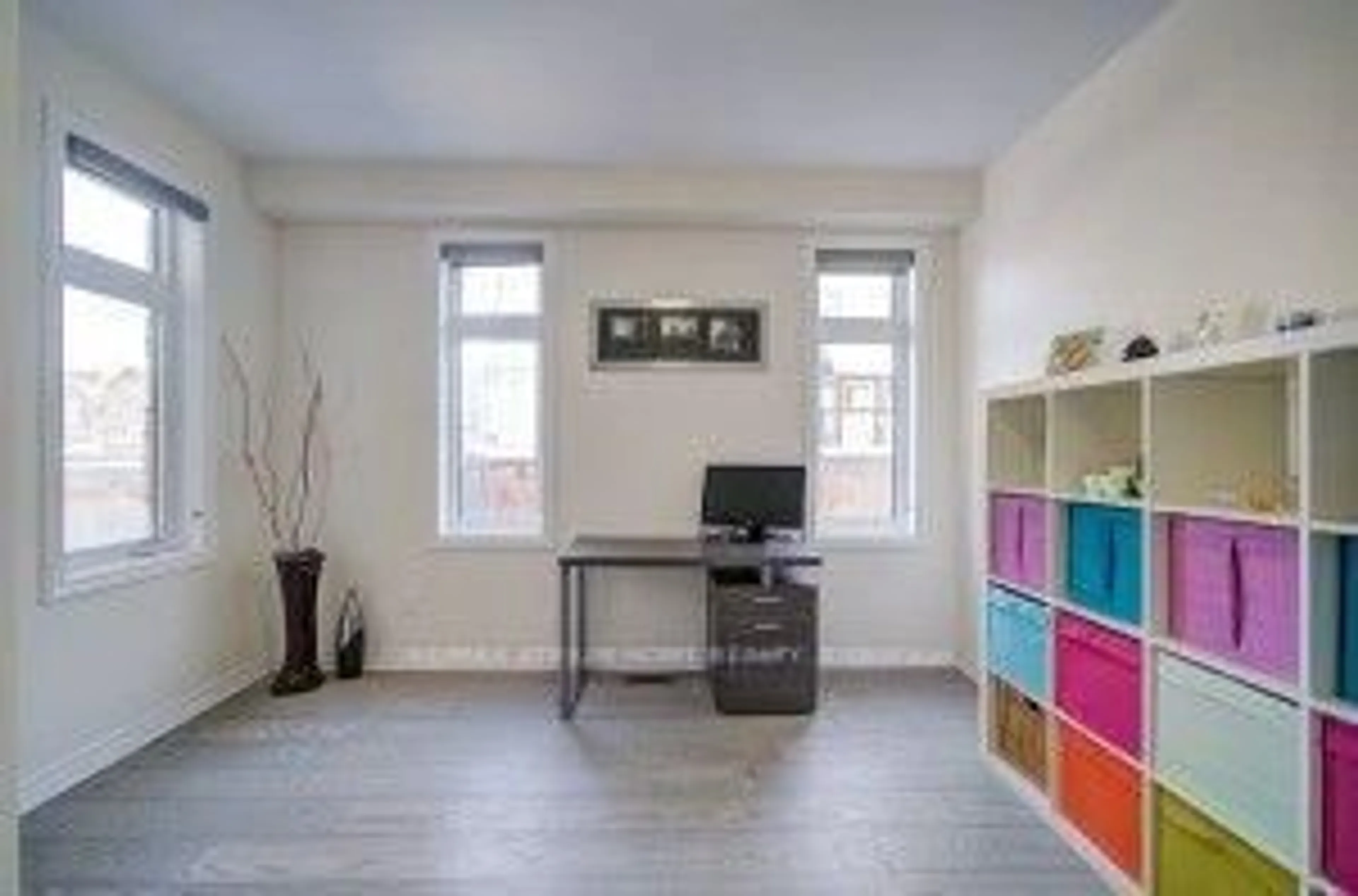A pic of a room for 4 Goldeneye Dr, East Gwillimbury Ontario L9N 1R8