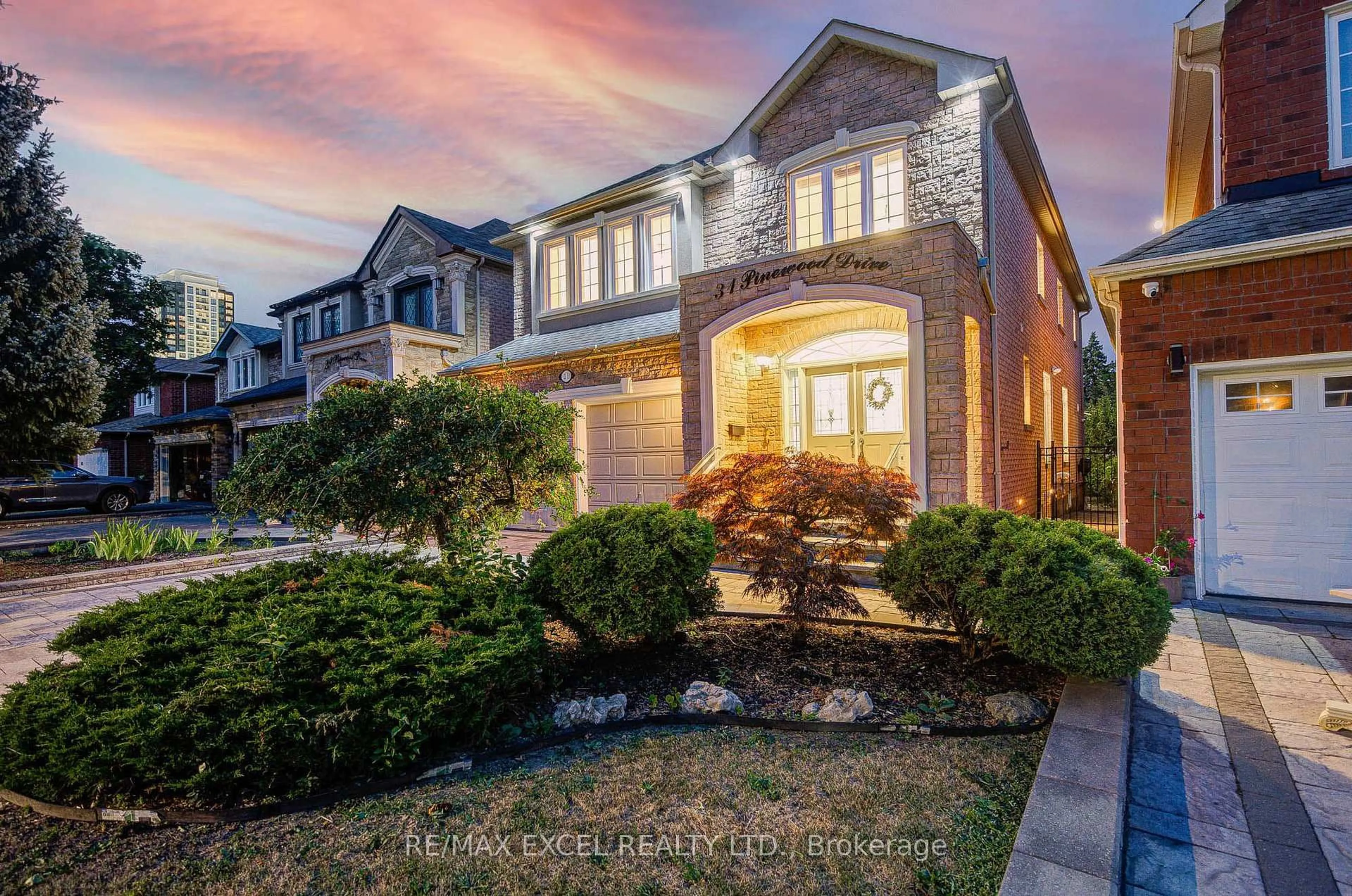 Home with brick exterior material, street for 31 Pinewood Dr, Vaughan Ontario L4J 5P4