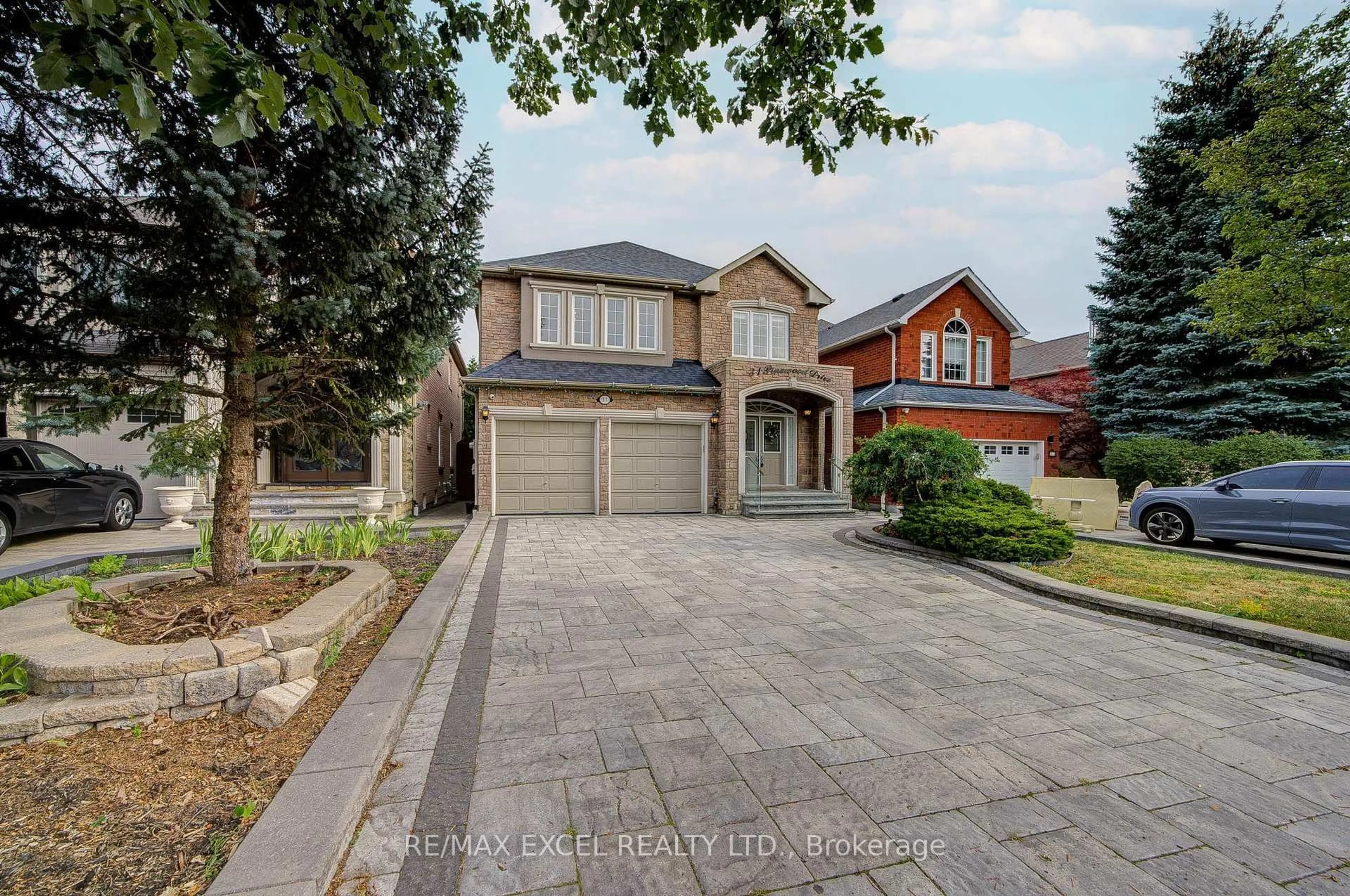 Home with brick exterior material, street for 31 Pinewood Dr, Vaughan Ontario L4J 5P4