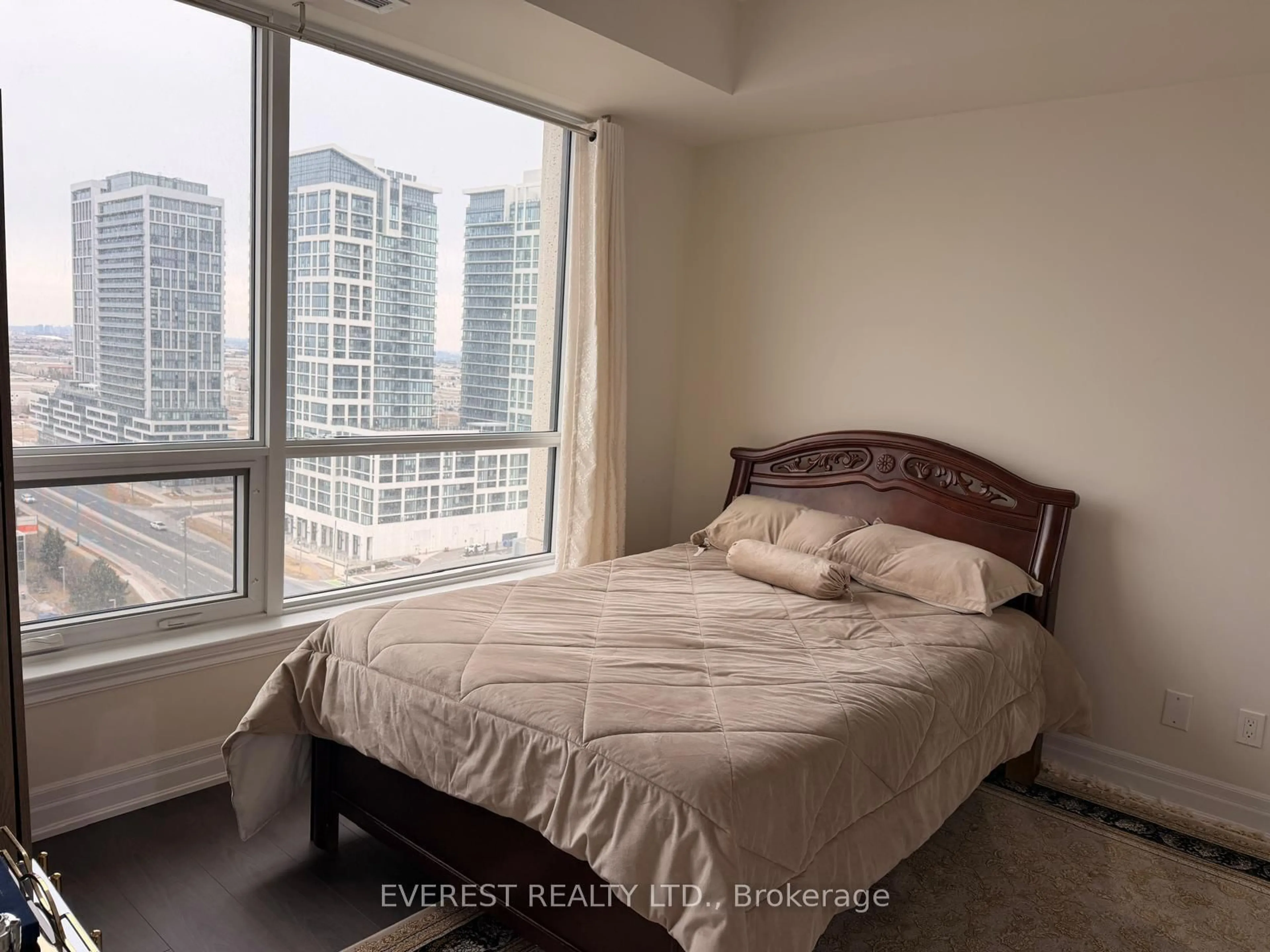 A pic of a room for 9075 Jane St #1706, Vaughan Ontario L4K 0L7