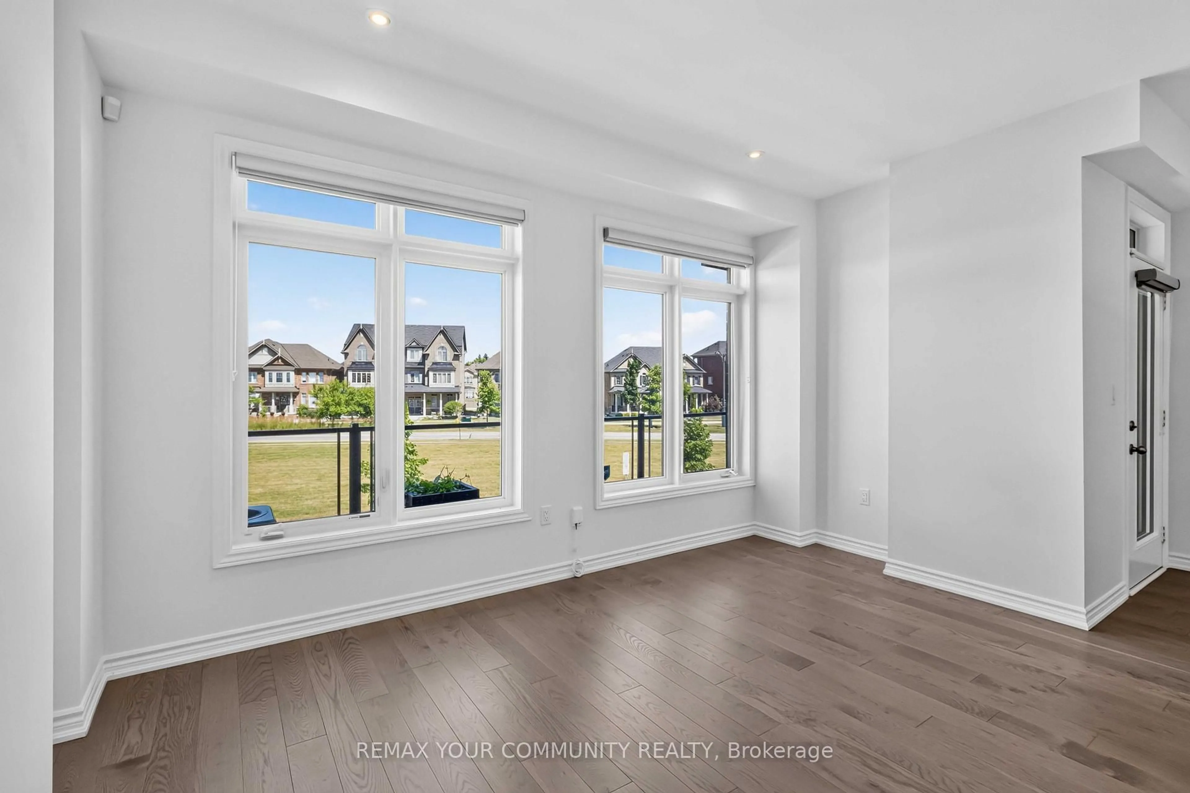 A pic of a room for 92 Holyrood Cres, Vaughan Ontario L4H 5G2
