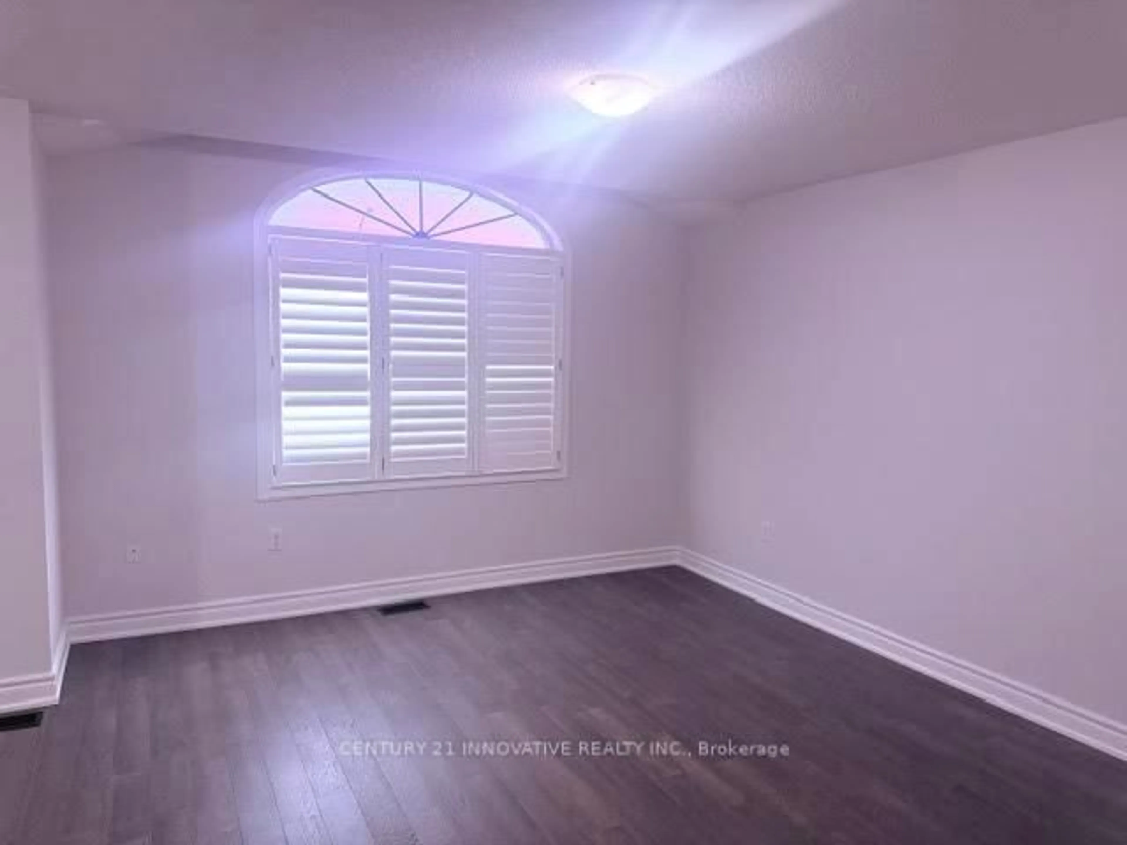 A pic of a room for 2130 Taggart Crt, Innisfil Ontario L9S 0C4