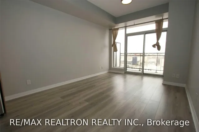 9500 Markham Rd #320, Markham 4