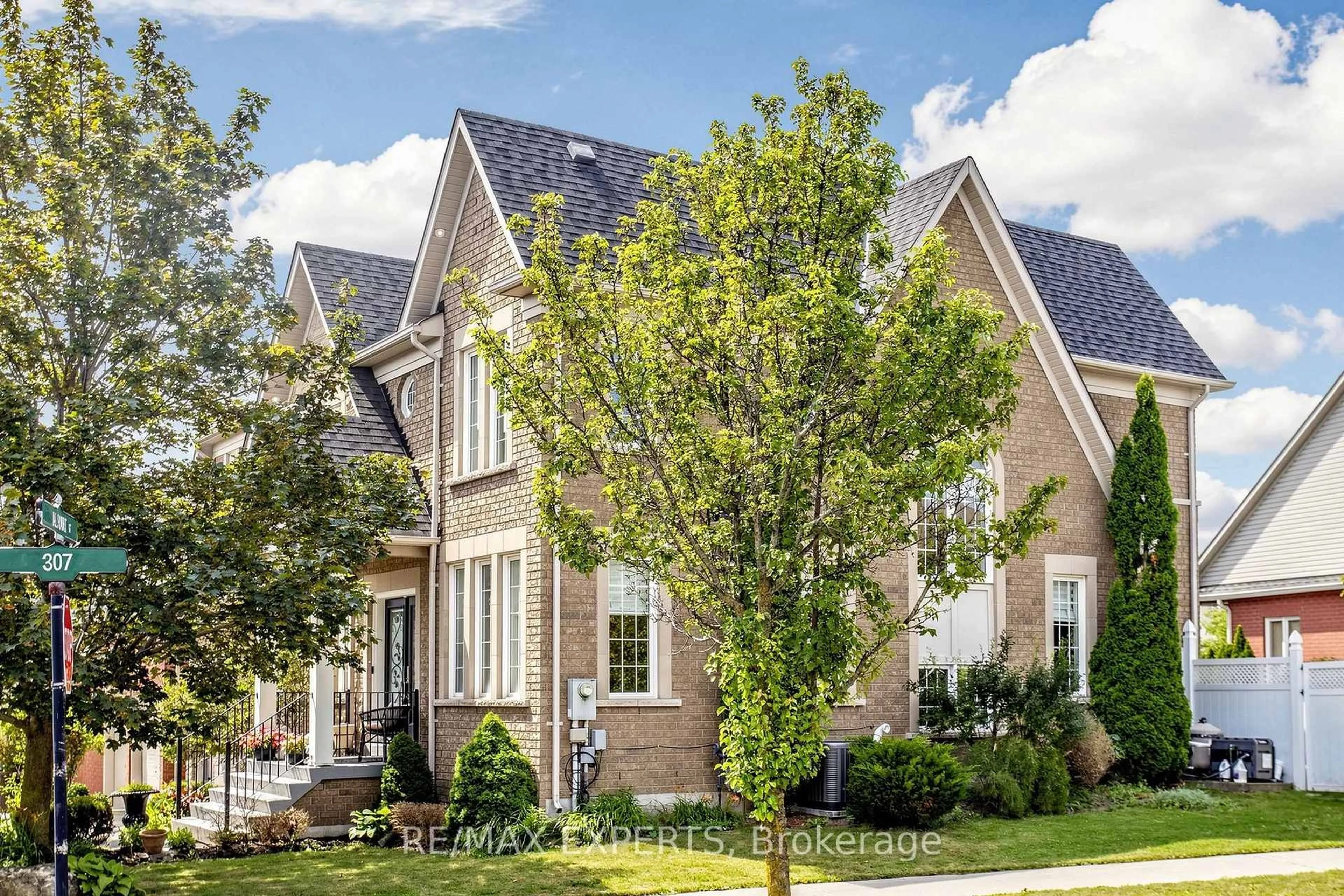 Home with brick exterior material, street for 30 Alhart St, Richmond Hill Ontario L4E 5E8