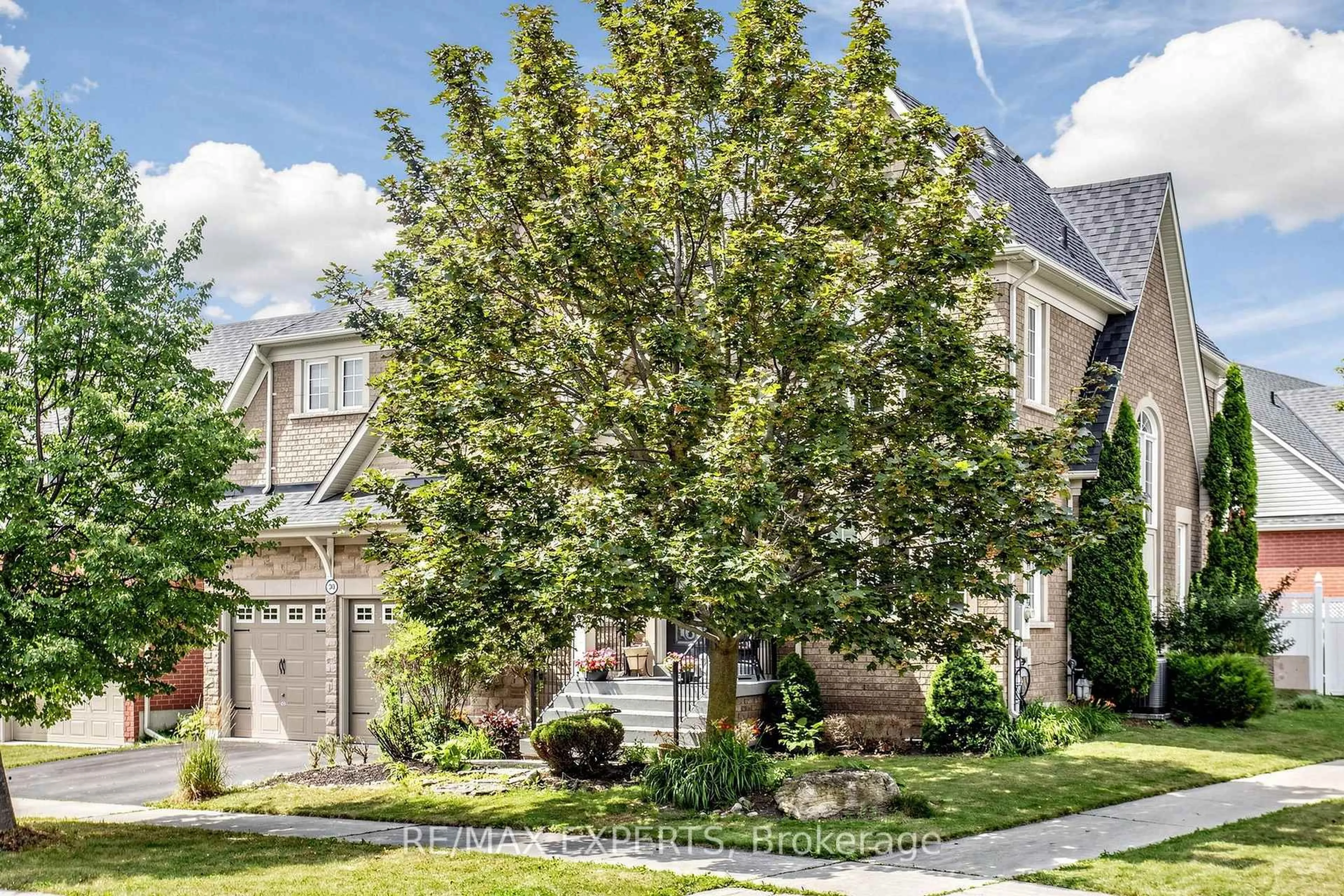 Home with brick exterior material, street for 30 Alhart St, Richmond Hill Ontario L4E 5E8