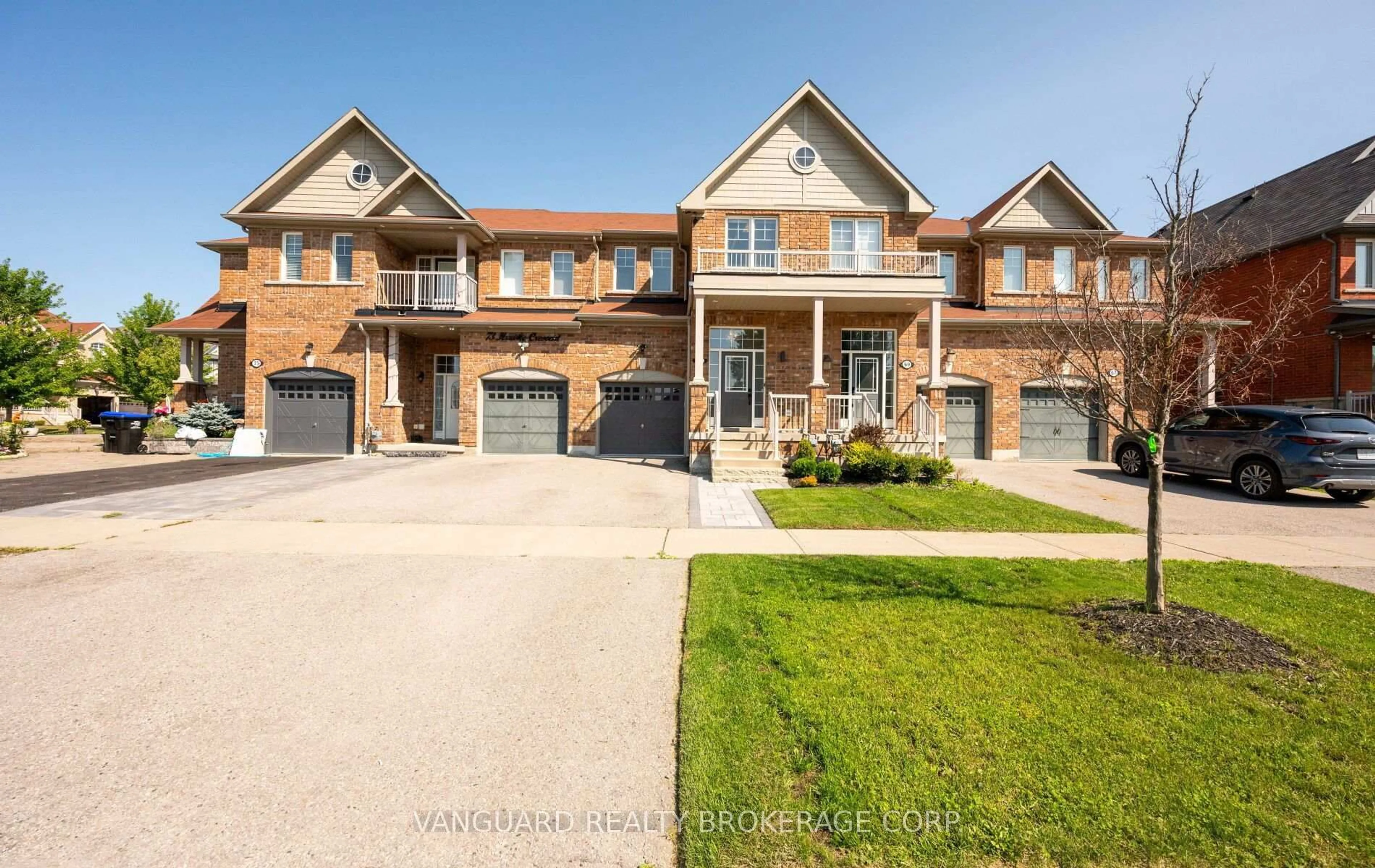 Home with brick exterior material, street for 71 Hawke Cres, New Tecumseth Ontario L0G 1W0