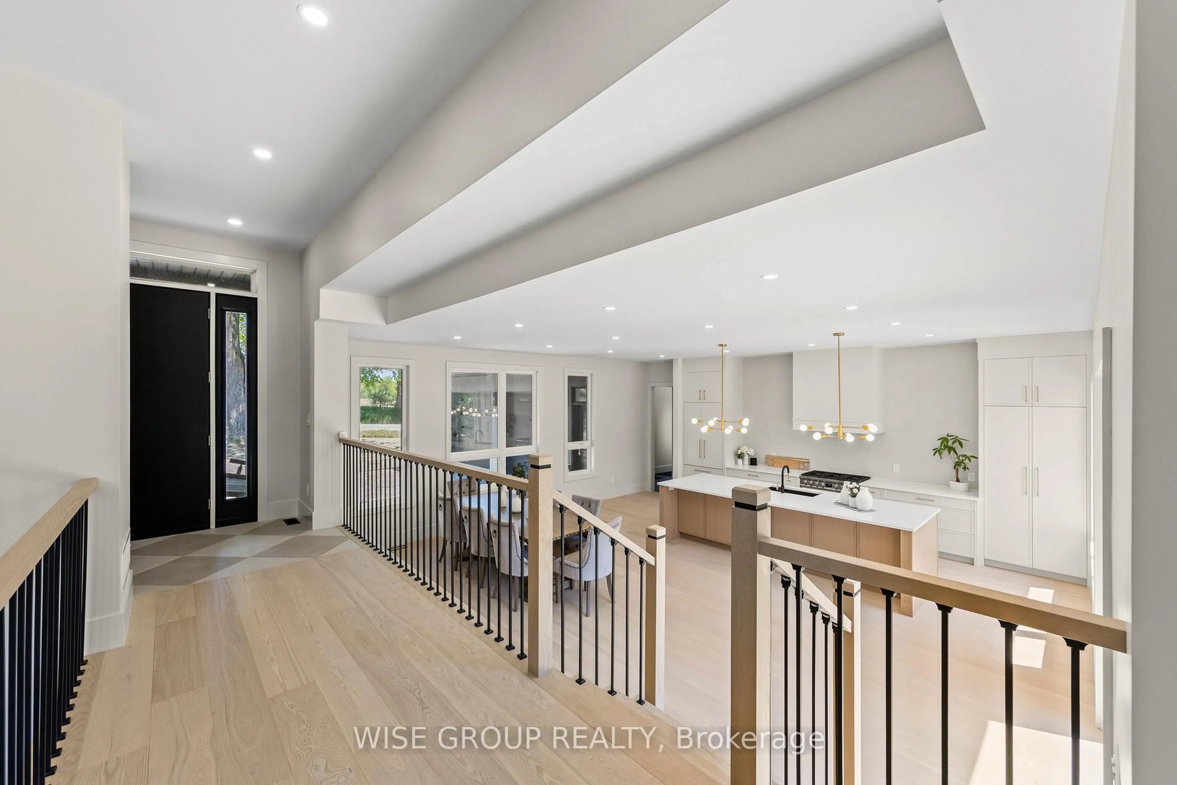 Open concept kitchen, unknown for 5203 2nd Line, New Tecumseth Ontario L0G 1T0