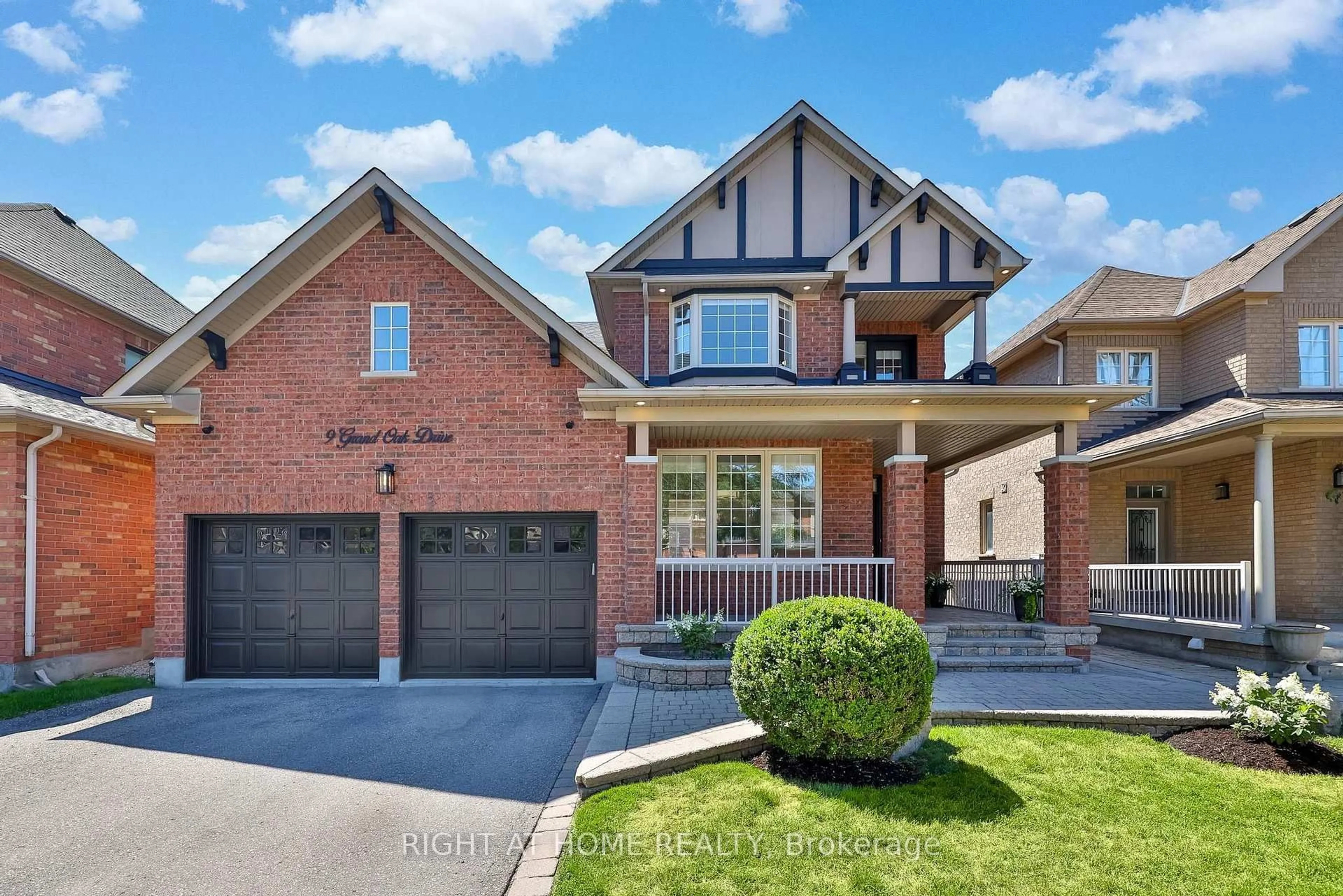 Home with brick exterior material, street for 9 Grand Oak Dr, Richmond Hill Ontario L4E 4E8