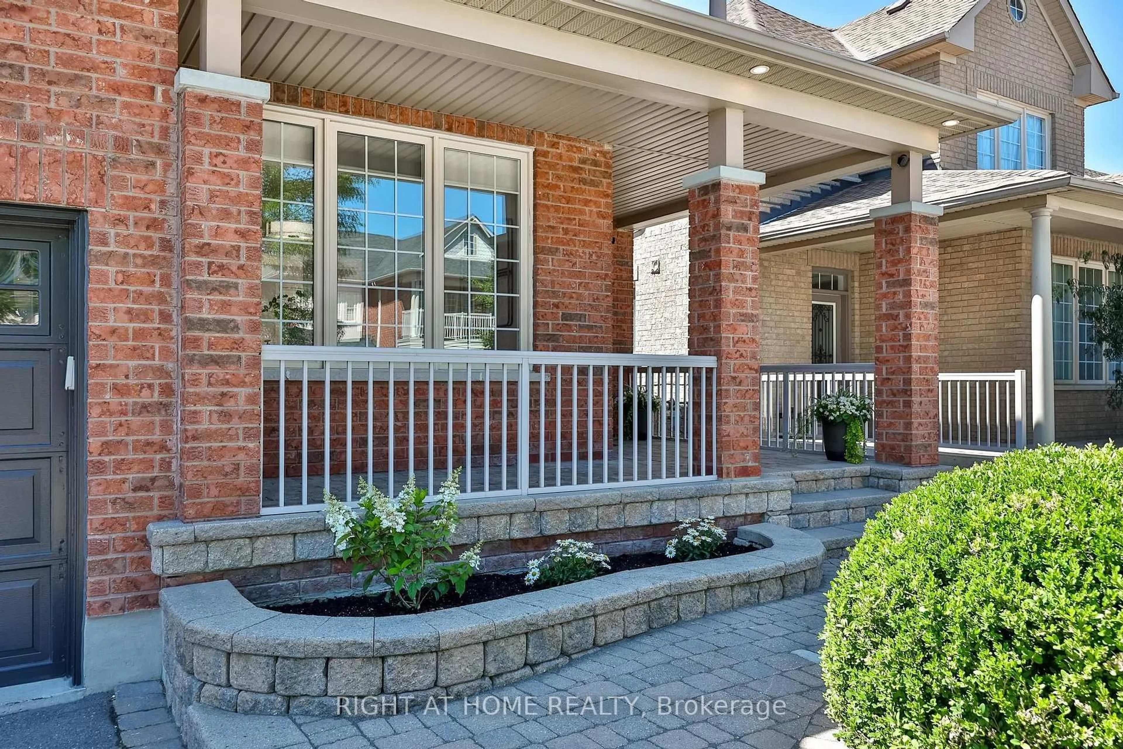 Home with brick exterior material, street for 9 Grand Oak Dr, Richmond Hill Ontario L4E 4E8
