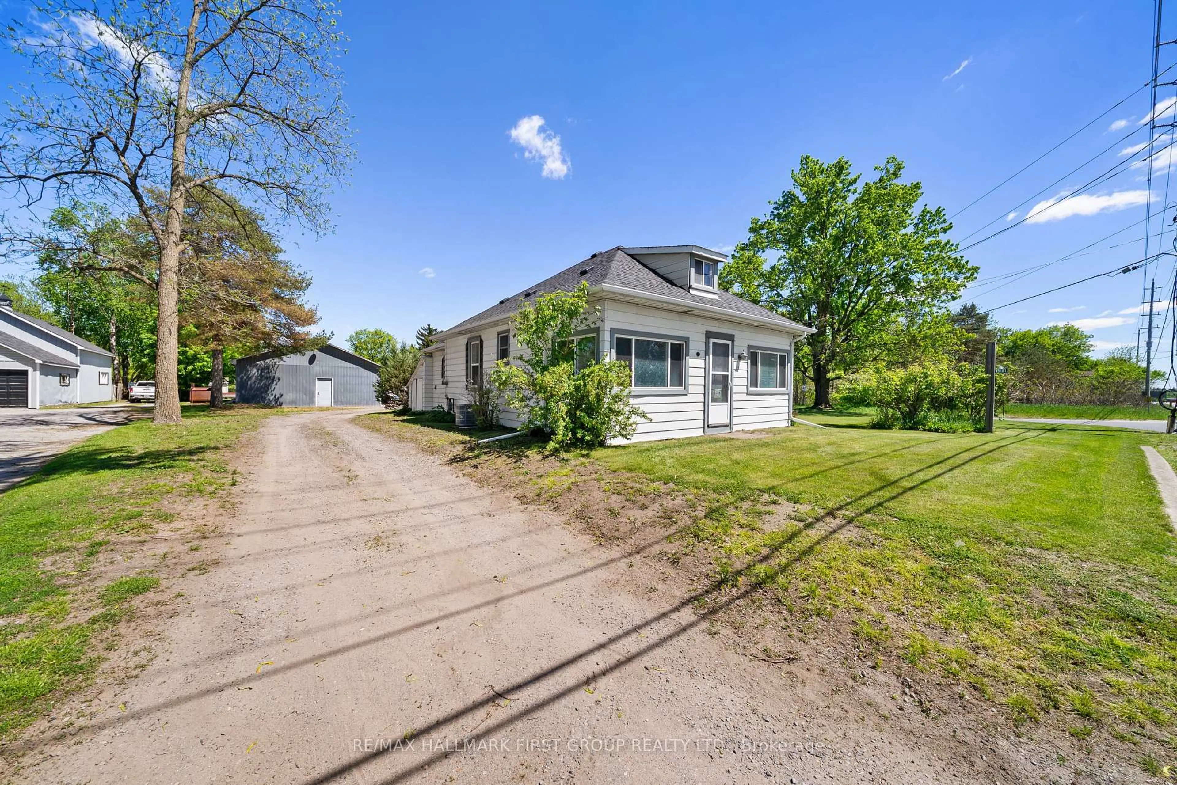 A pic from outside/outdoor area/front of a property/back of a property/a pic from drone, street for 15161 Highway 48 Rd, Whitchurch-Stouffville Ontario L4A 7X3