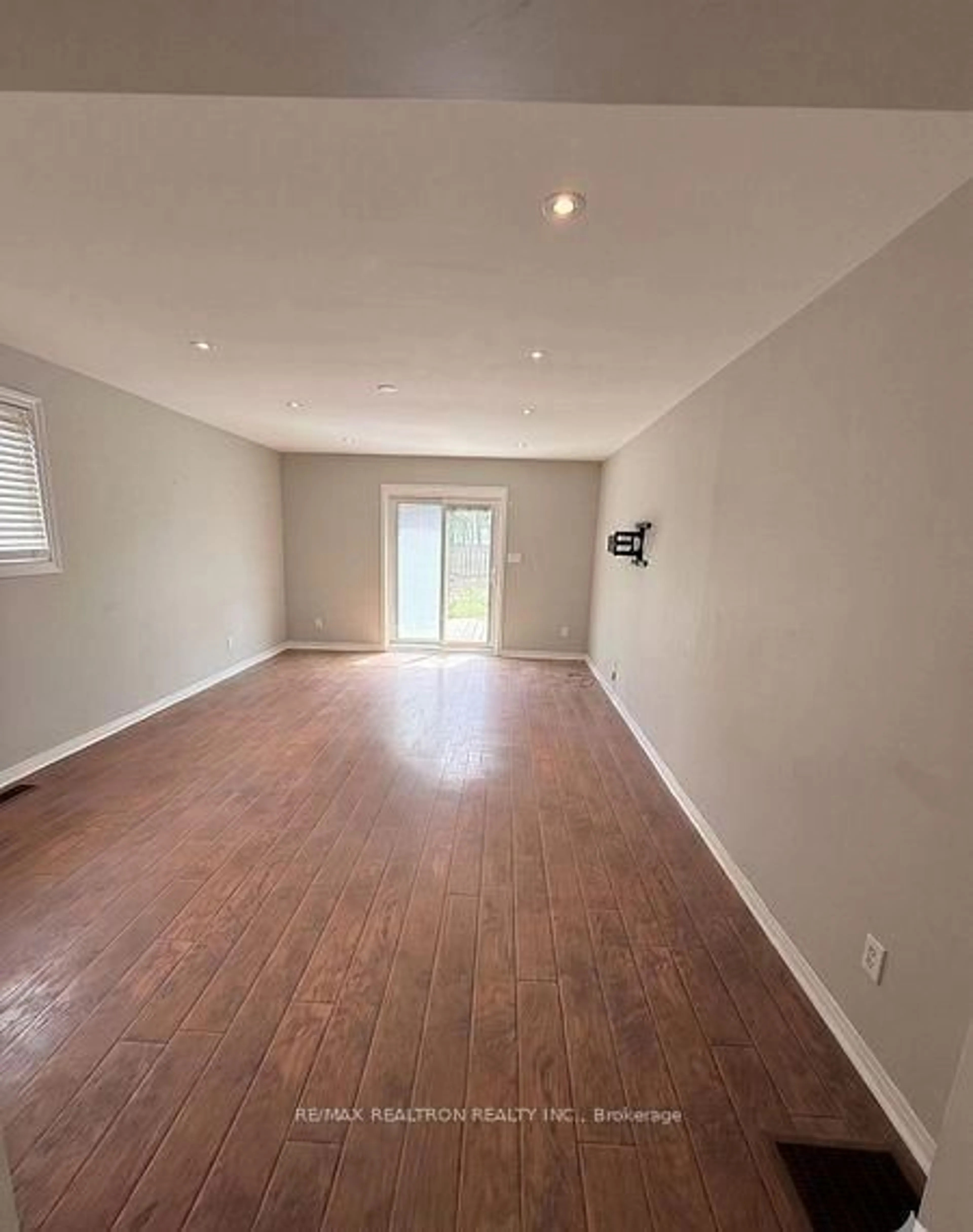 A pic of a room for 6835 Main St, Whitchurch-Stouffville Ontario L4A 7G4