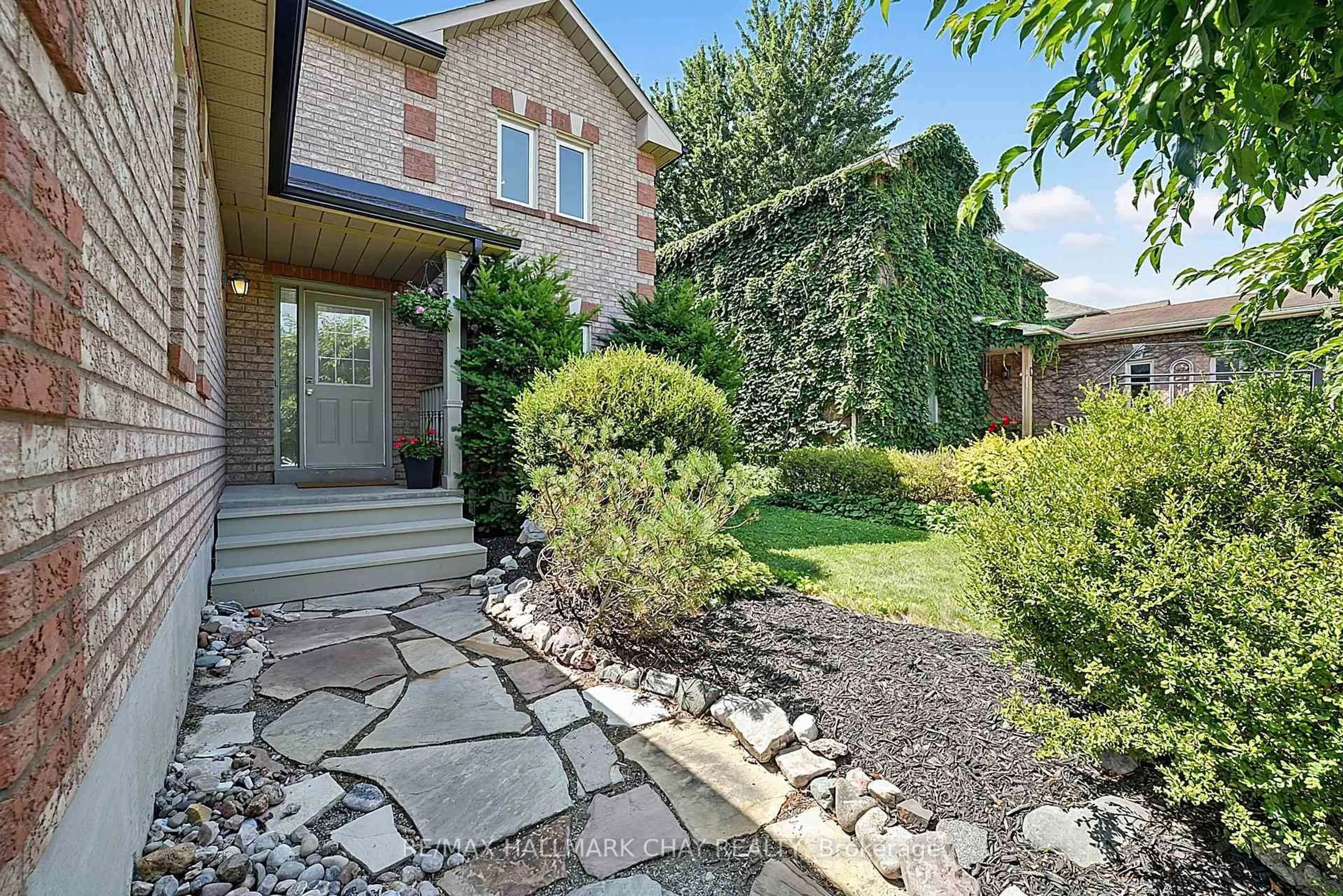 Home with brick exterior material, street for 11 Dugdale Ave, New Tecumseth Ontario L0G 1A0