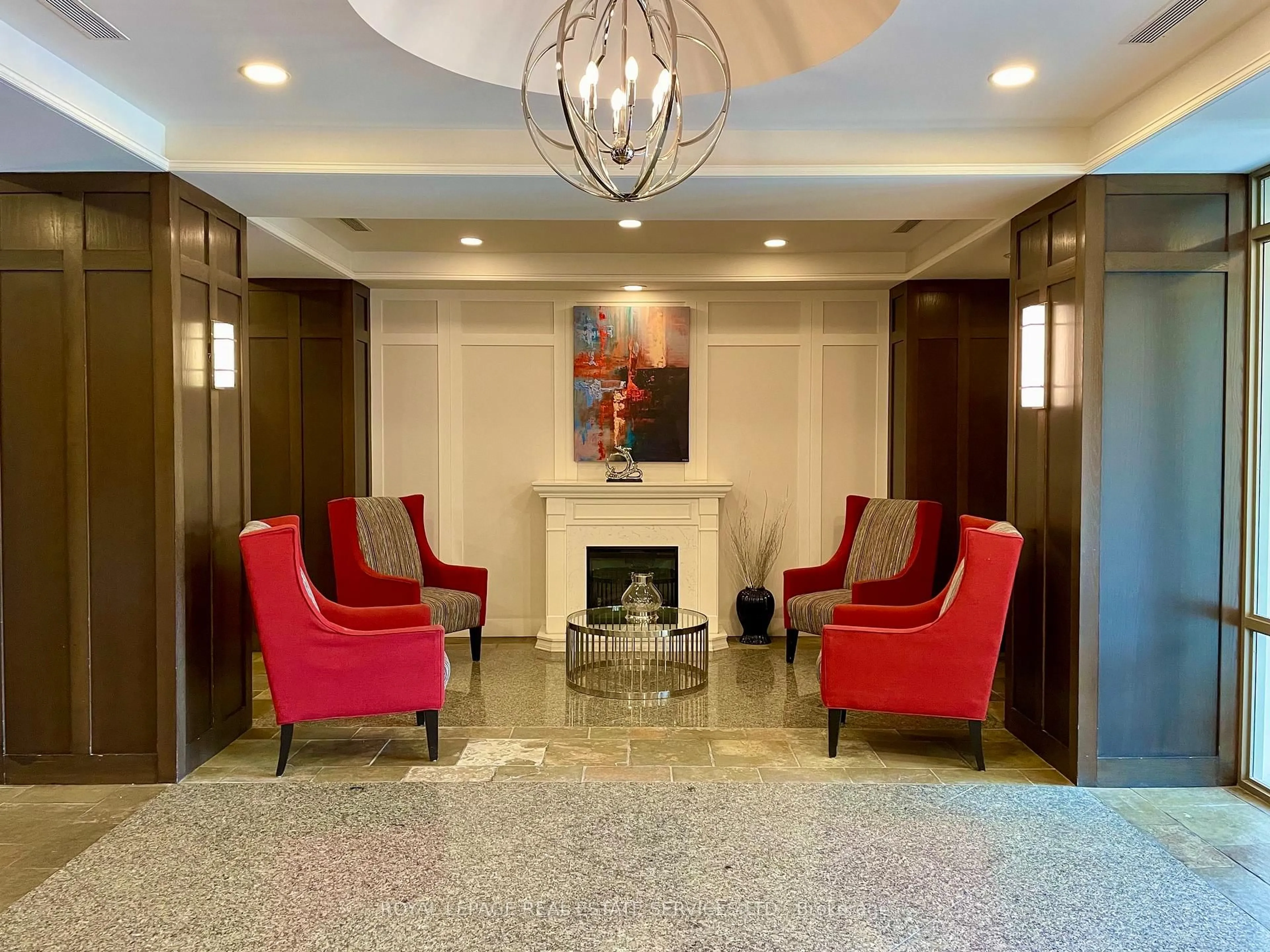 Lobby for 29 Northern Heights Dr #203, Richmond Hill Ontario L4B 4L8