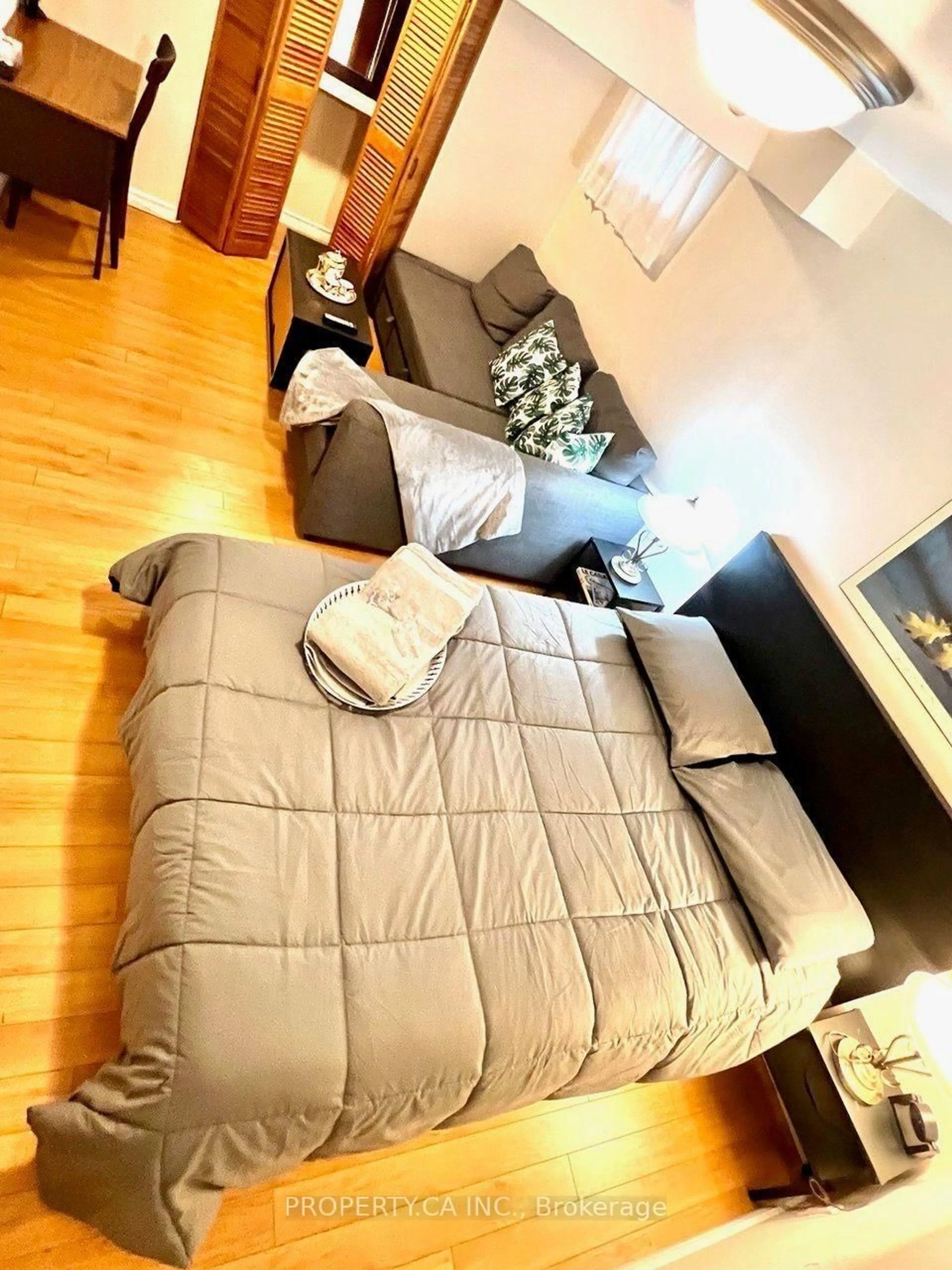 A pic of a room for 80 Peter Andrew Cres, Vaughan Ontario L4J 2V5