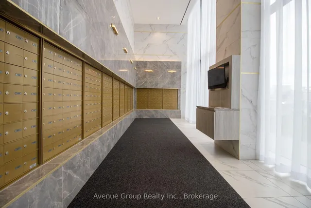 898 Portage Pkwy #2106, Vaughan 5