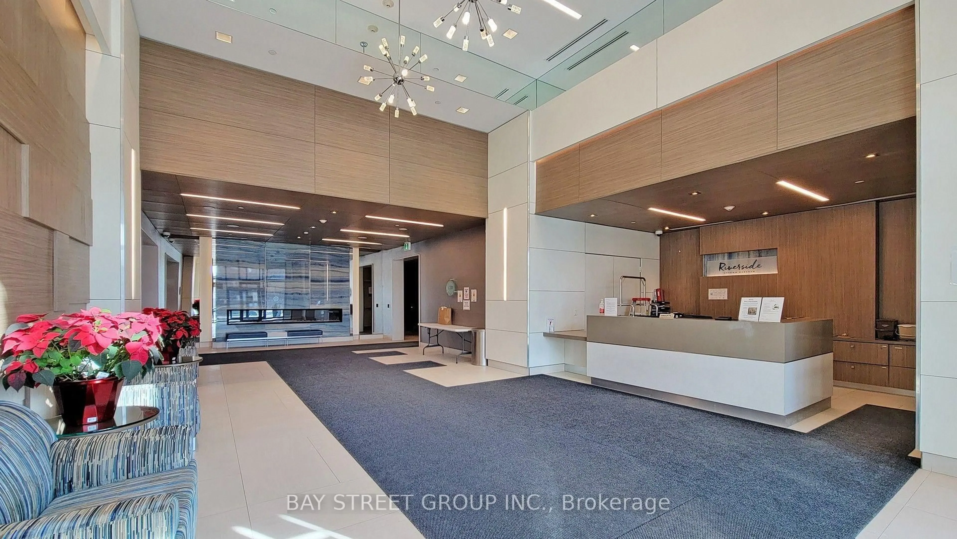 Indoor foyer for 15 Water Walk Dr #2009, Markham Ontario L6C 0G2