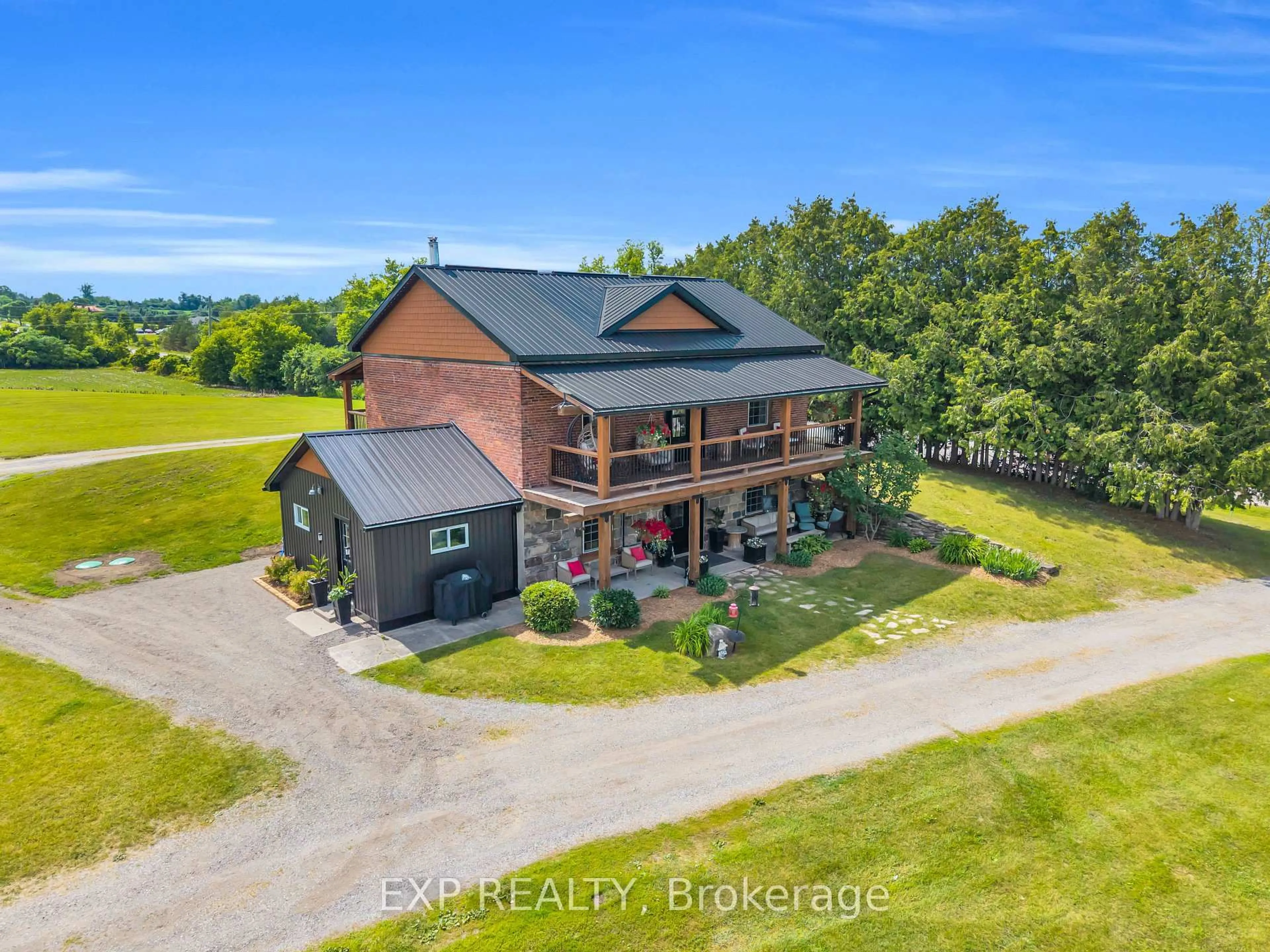 A pic from outside/outdoor area/front of a property/back of a property/a pic from drone, building for 220 Lakeridge Rd, Brock Ontario L0C 1H0