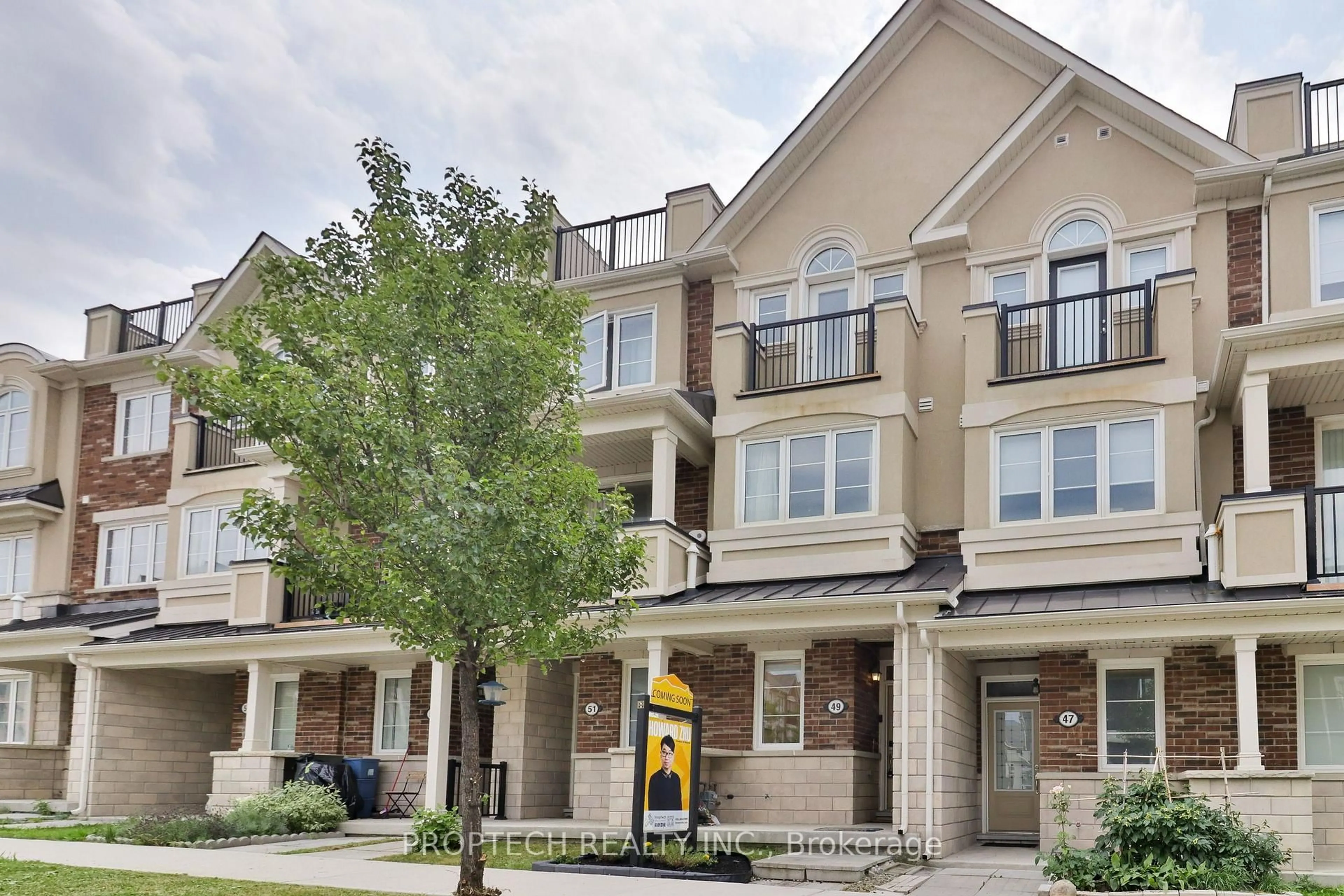 Patio, unknown for 49 Frederick Wilson Ave, Markham Ontario L6B 1N1