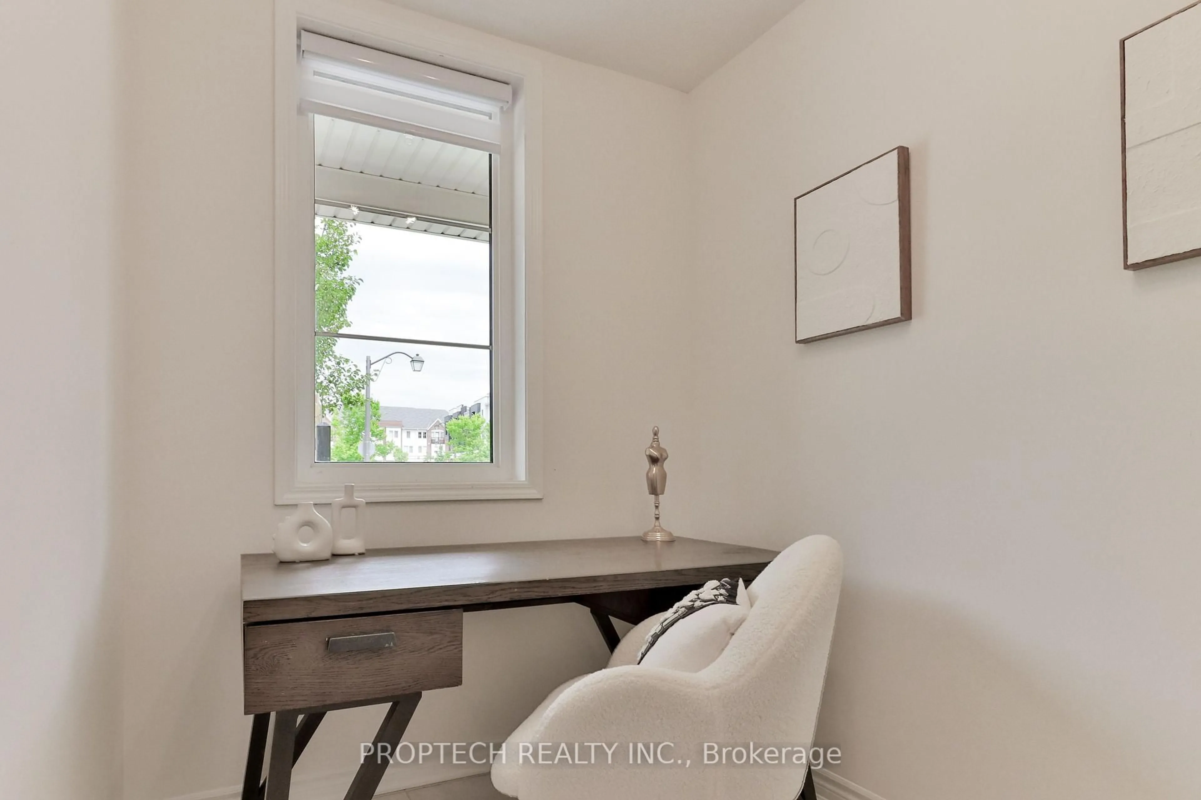 A pic of a room for 49 Frederick Wilson Ave, Markham Ontario L6B 1N1