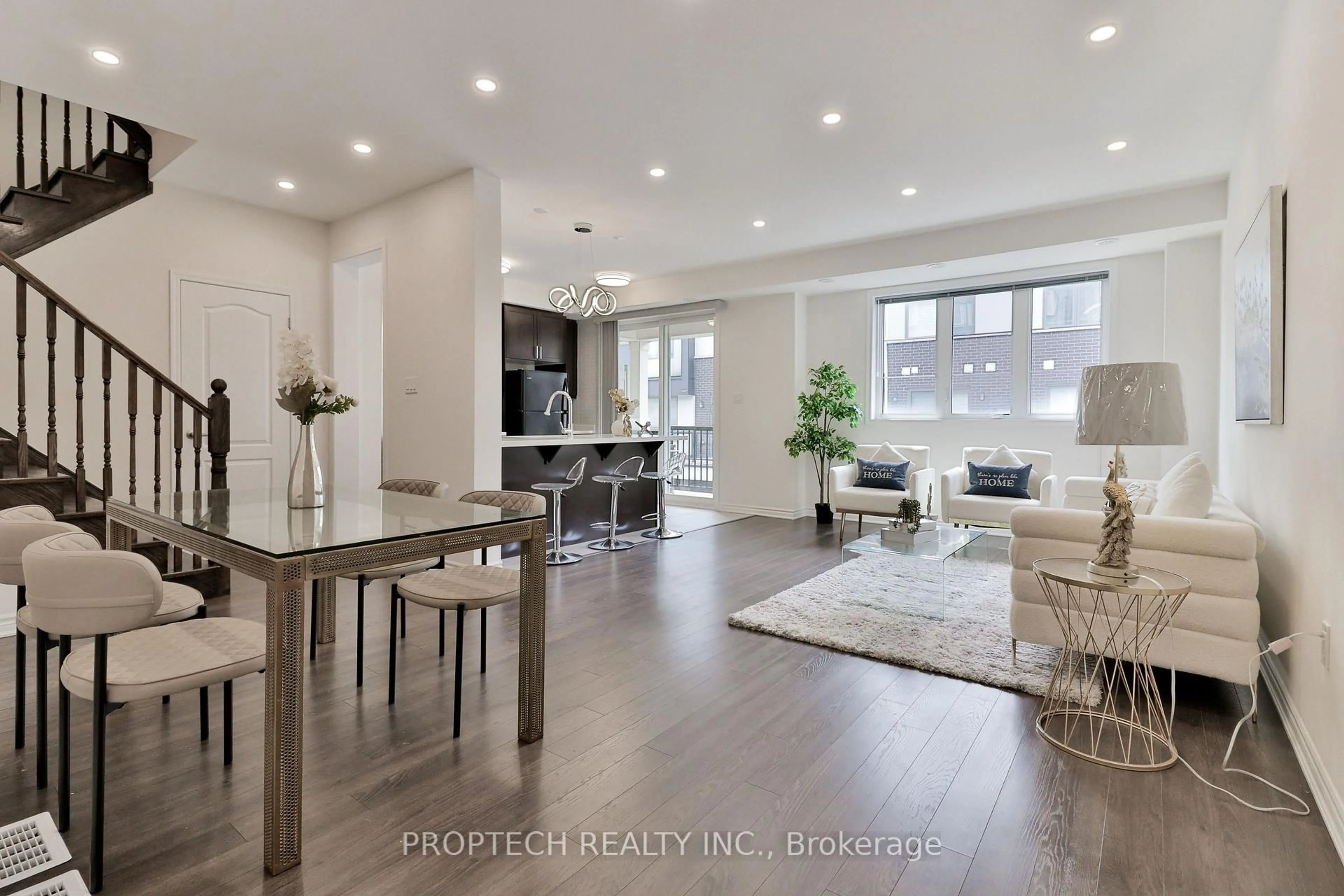Open concept kitchen, unknown for 49 Frederick Wilson Ave, Markham Ontario L6B 1N1
