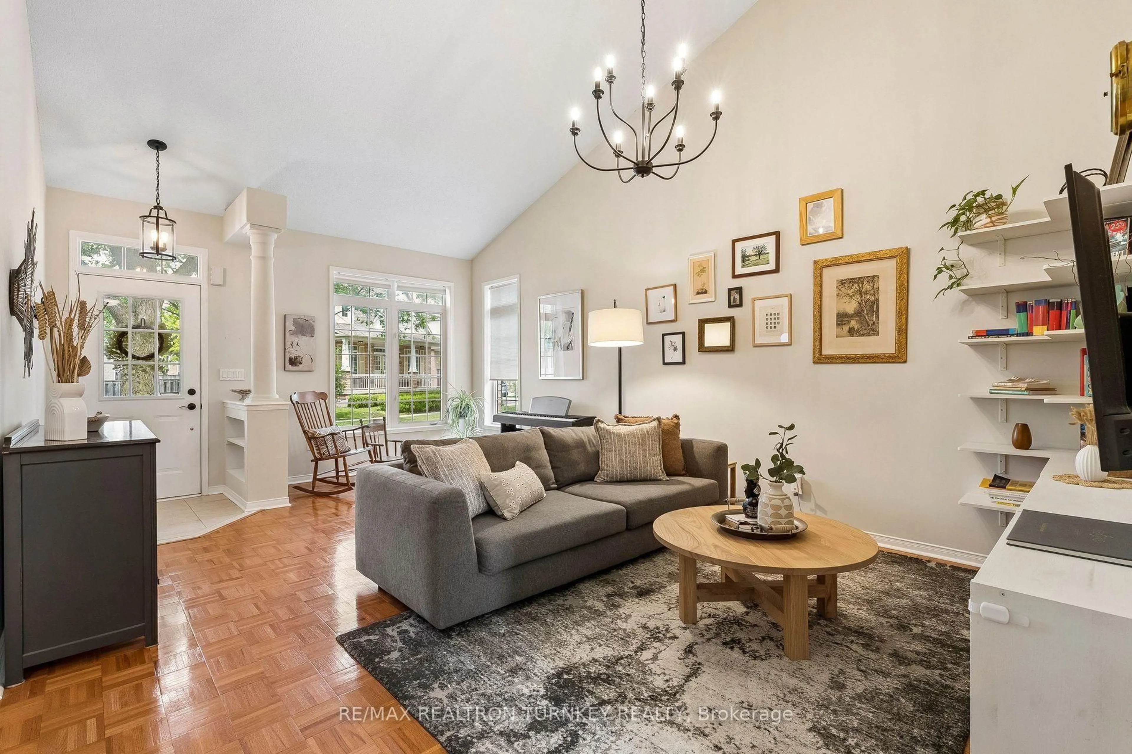 Living room with furniture, unknown for 7 Thomas Bales Dr, Markham Ontario L6C 2W7