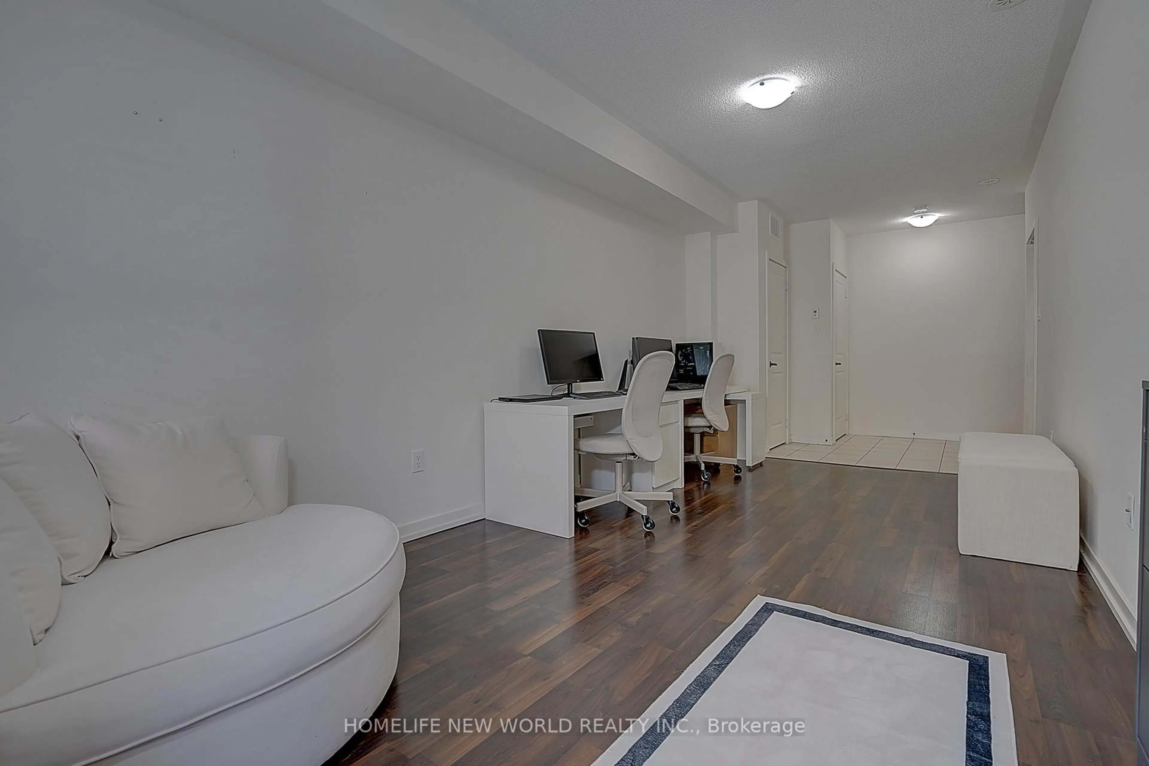 A pic of a room for 38 Arborea Lane, Whitchurch-Stouffville Ontario L4A 1X1