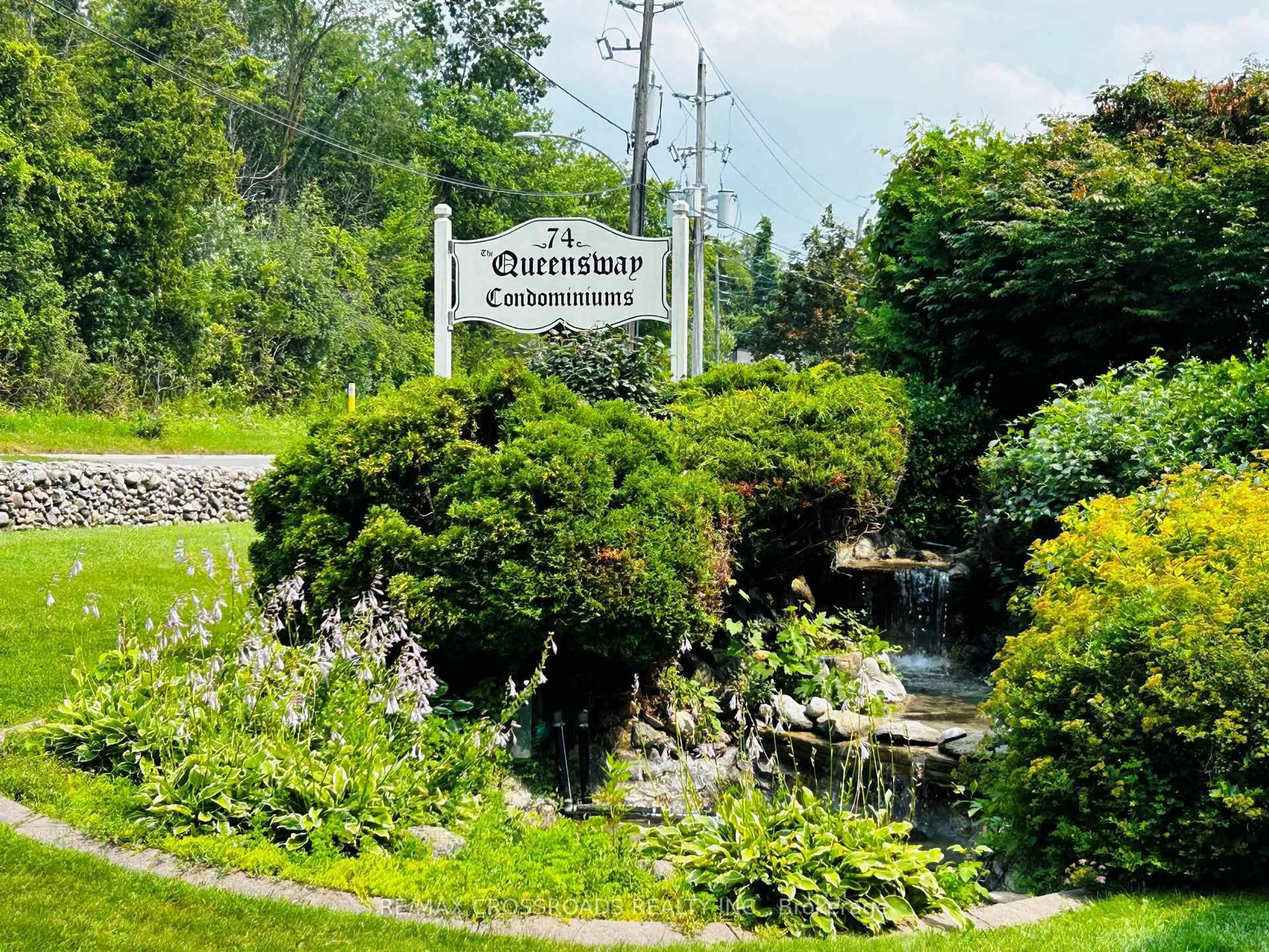 Unknown for 74 The Queensway South Rd #106, Georgina Ontario L4P 1Z3