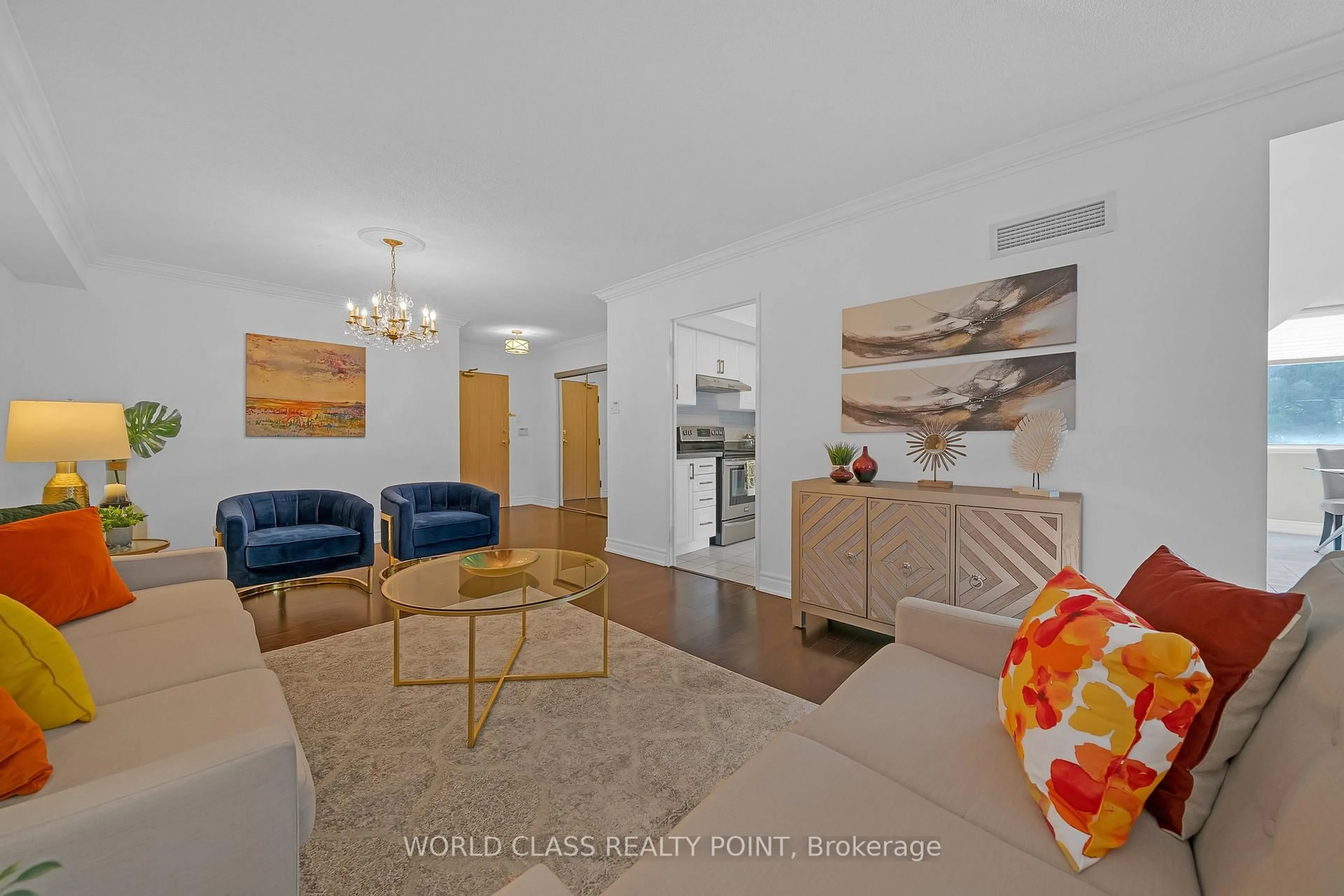 Living room with furniture, unknown for 40 Harding Blvd #201, Richmond Hill Ontario L4C 9S5