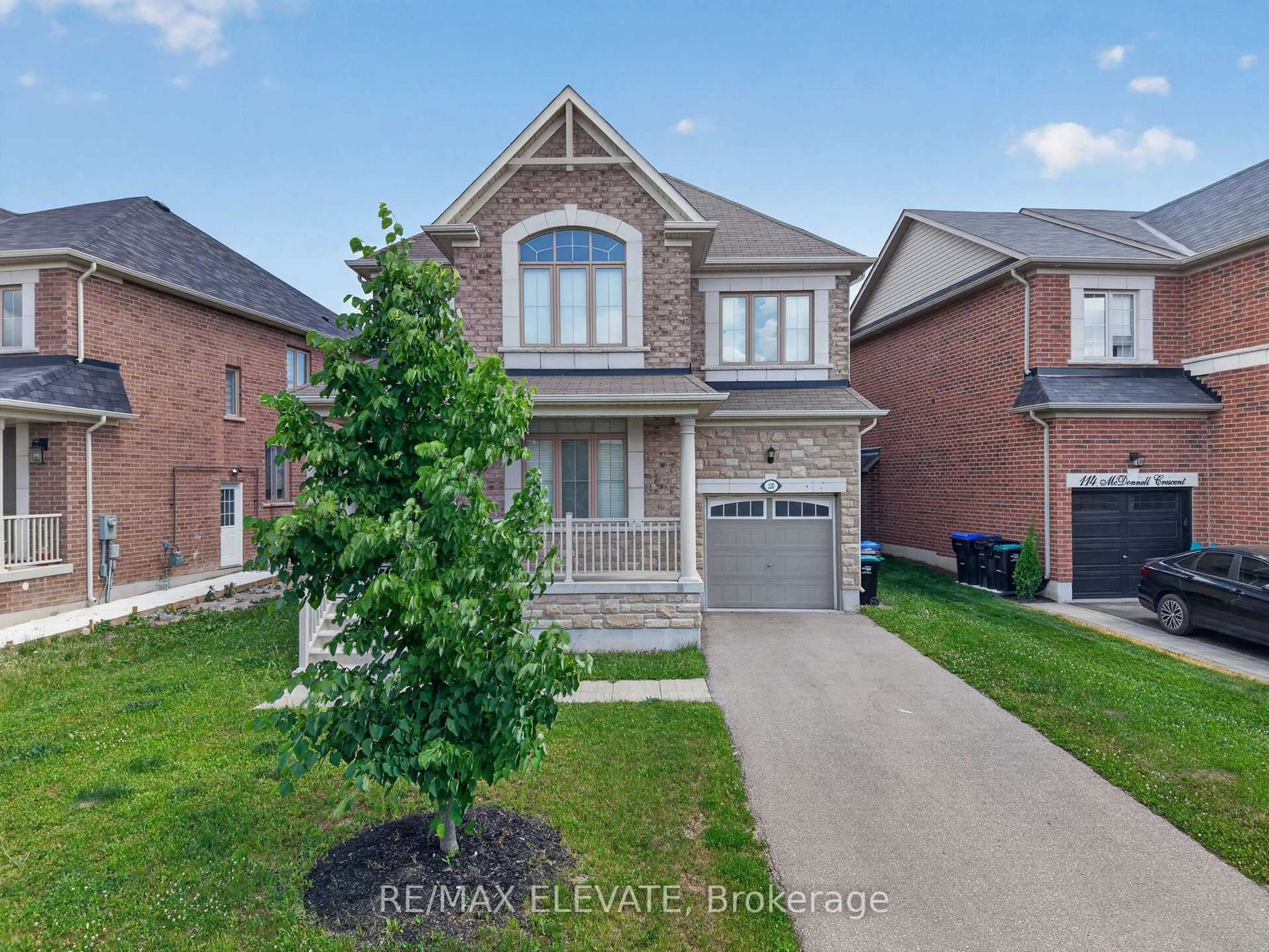 Home with brick exterior material, street for 110 McDonnell Cres, Bradford West Gwillimbury Ontario L3Z 0S8