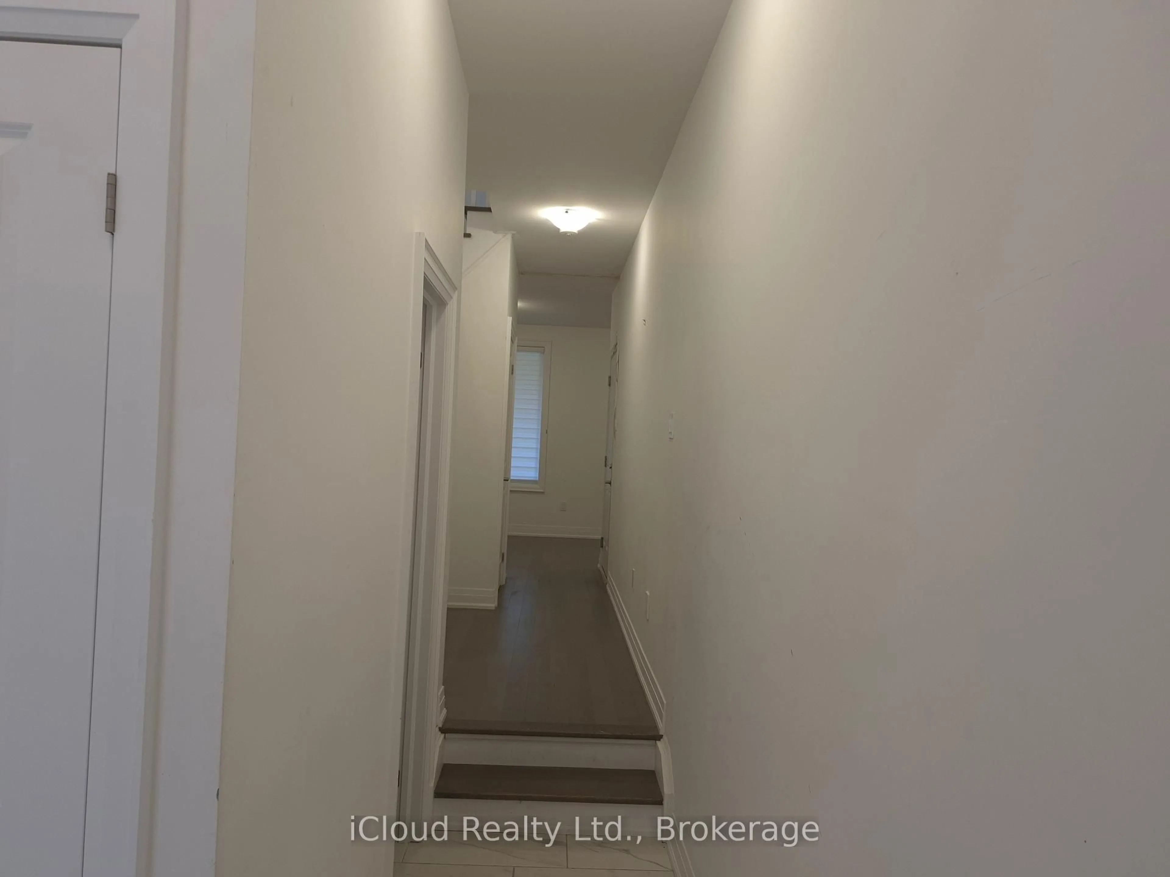 A pic of a room for 31 Globemaster Lane, Richmond Hill Ontario L4E 1H4