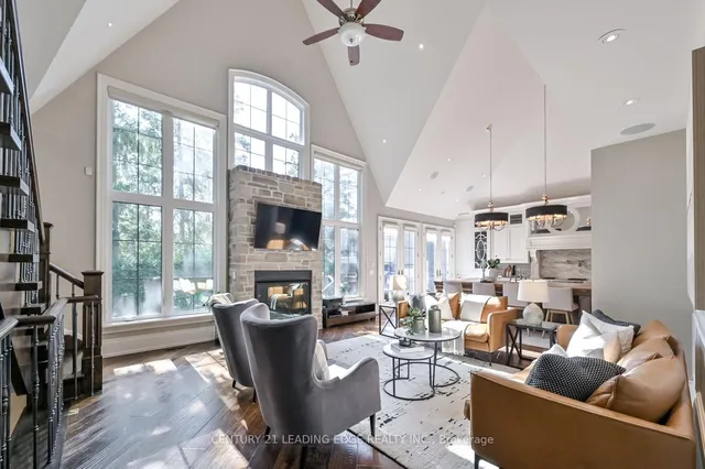 16 Sir Isaac Gate, Markham 5
