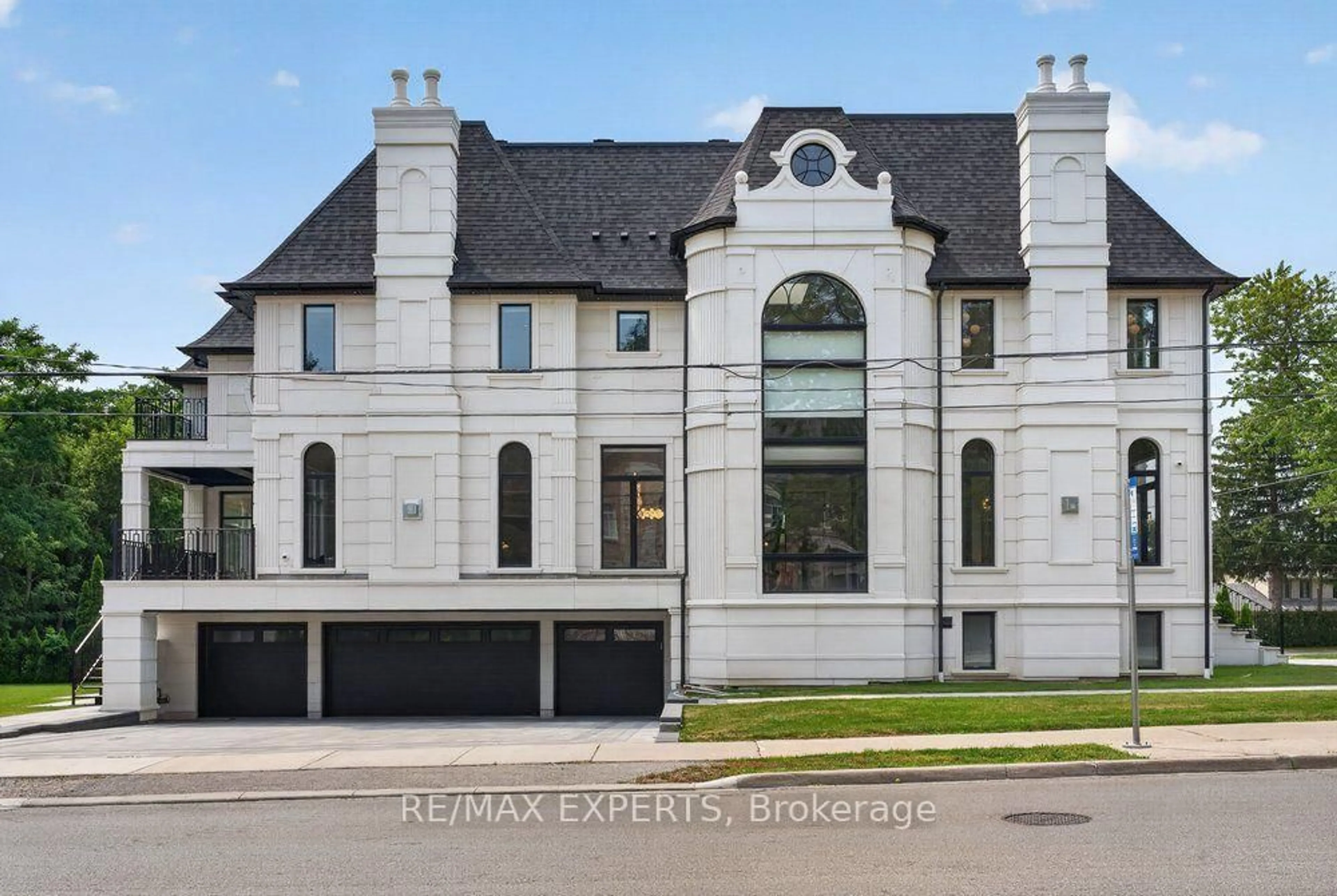 Home with brick exterior material, street for 71 Edgar Ave, Richmond Hill Ontario L4C 6K3