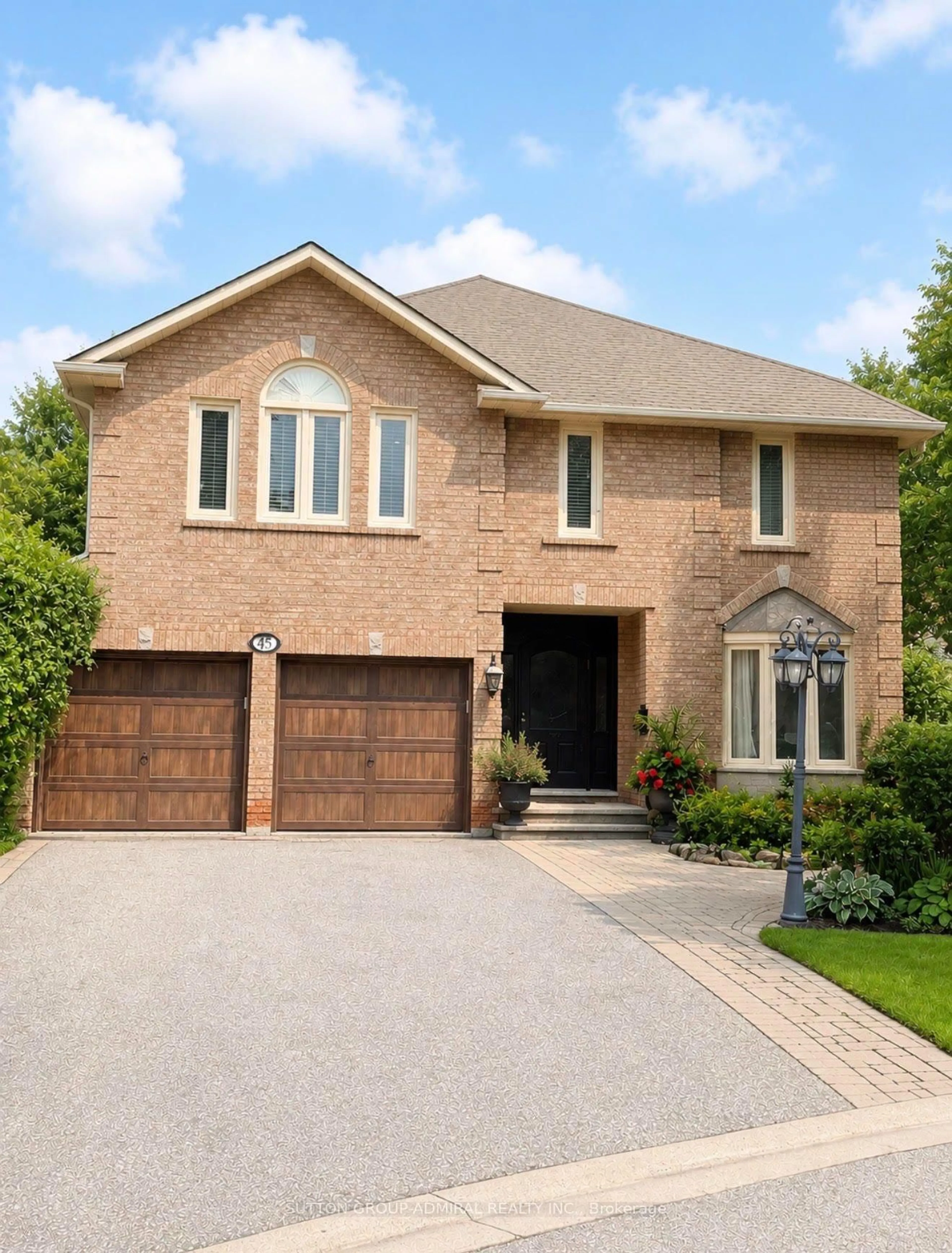 Home with brick exterior material, street for 45 Miranda Crt, Vaughan Ontario L4J 7W5