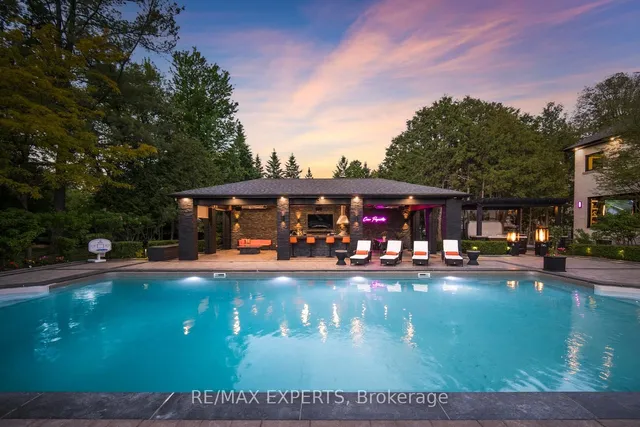 82 Westwood Lane, Richmond Hill 3