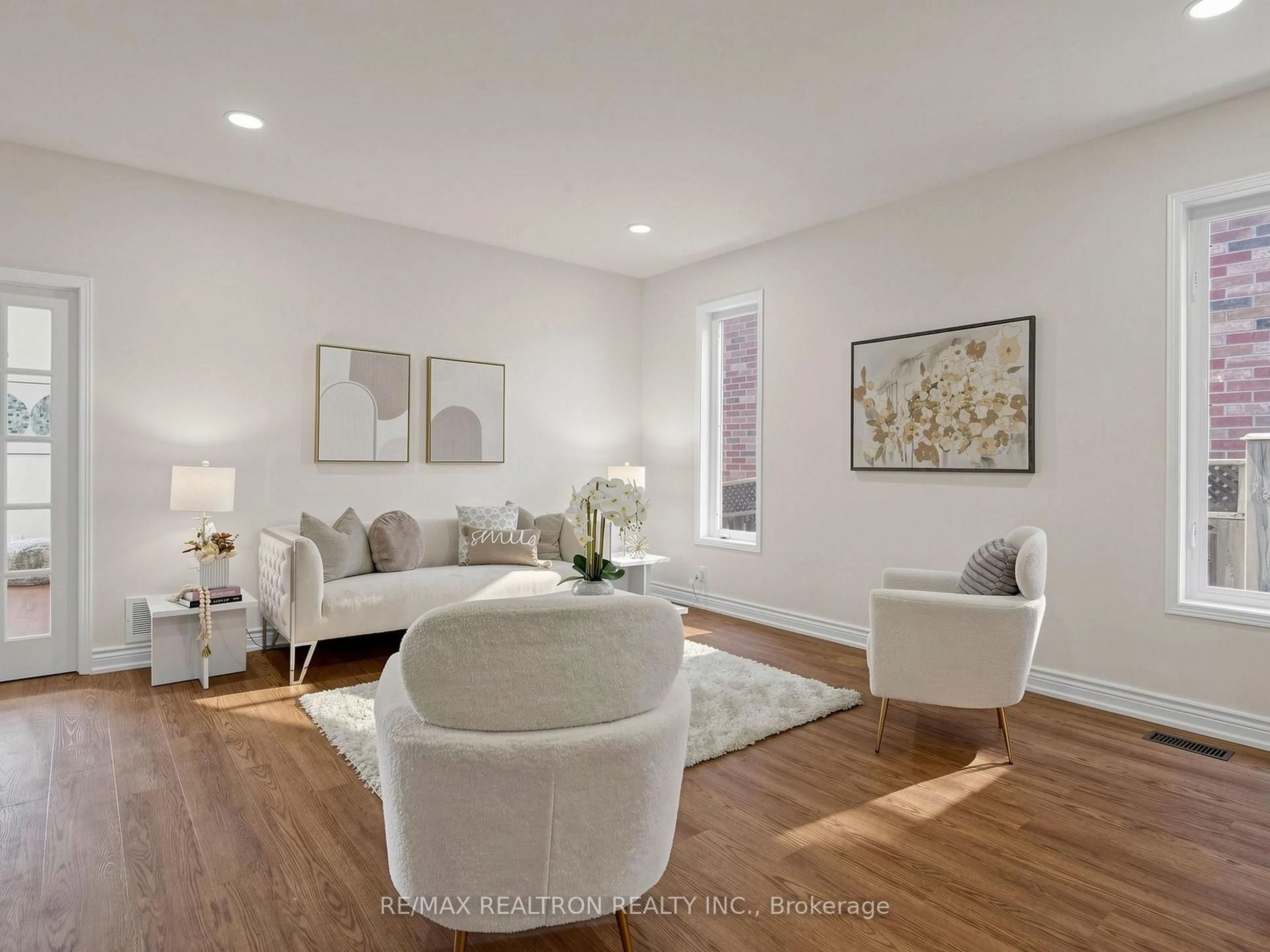 Living room with furniture, unknown for 133 Russell Jarvis Dr, Markham Ontario L3S 4L1