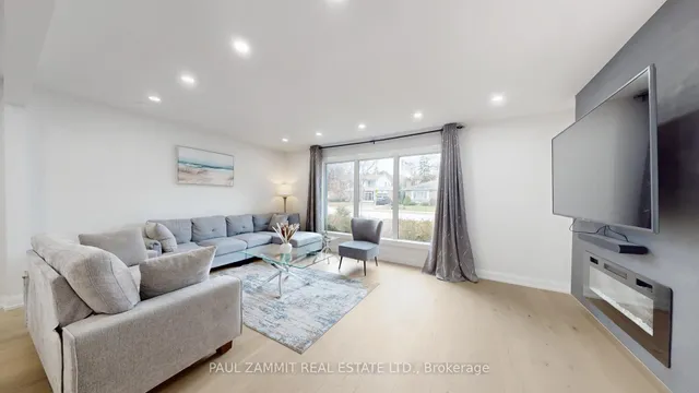 31 Henderson Ave, Markham 3