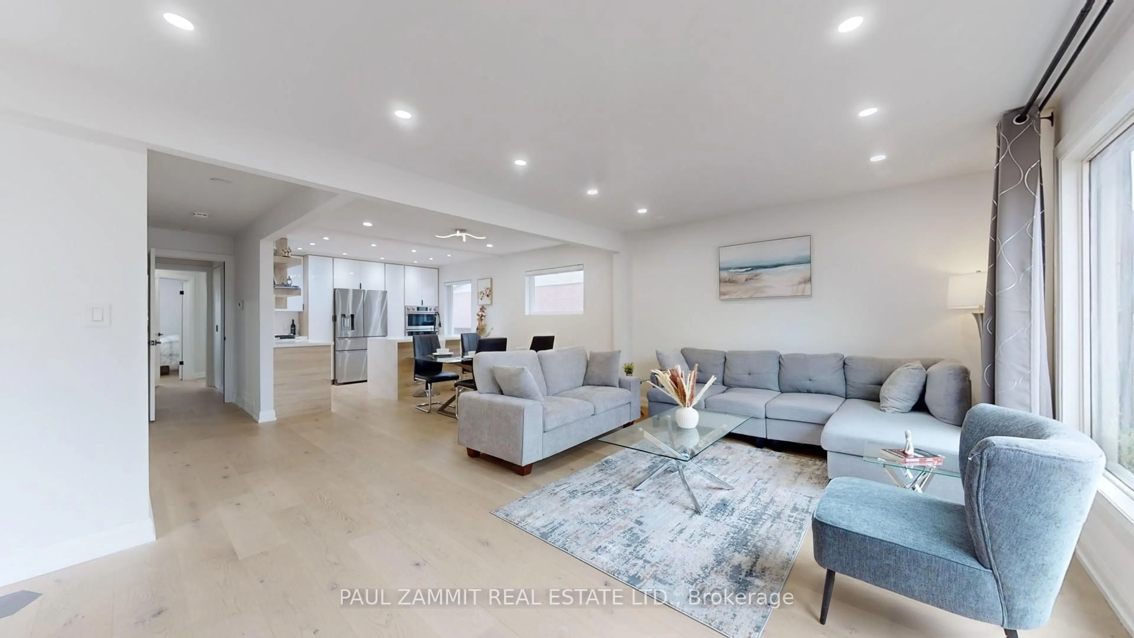 Living room with furniture, unknown for 31 Henderson Ave, Markham Ontario L3T 2K5