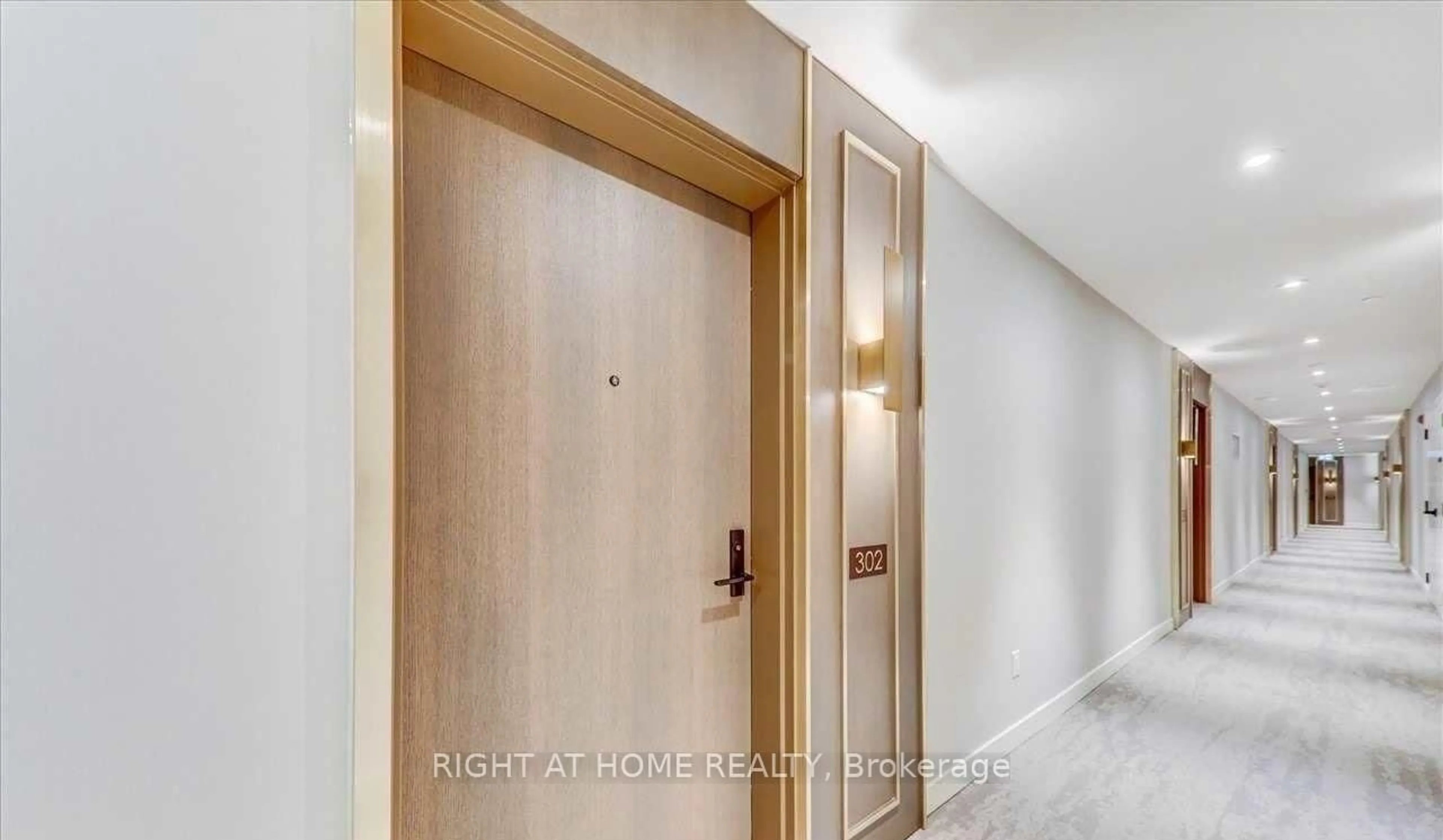 Indoor foyer for 9700 Ninth Line #302, Markham Ontario L6B 1A8