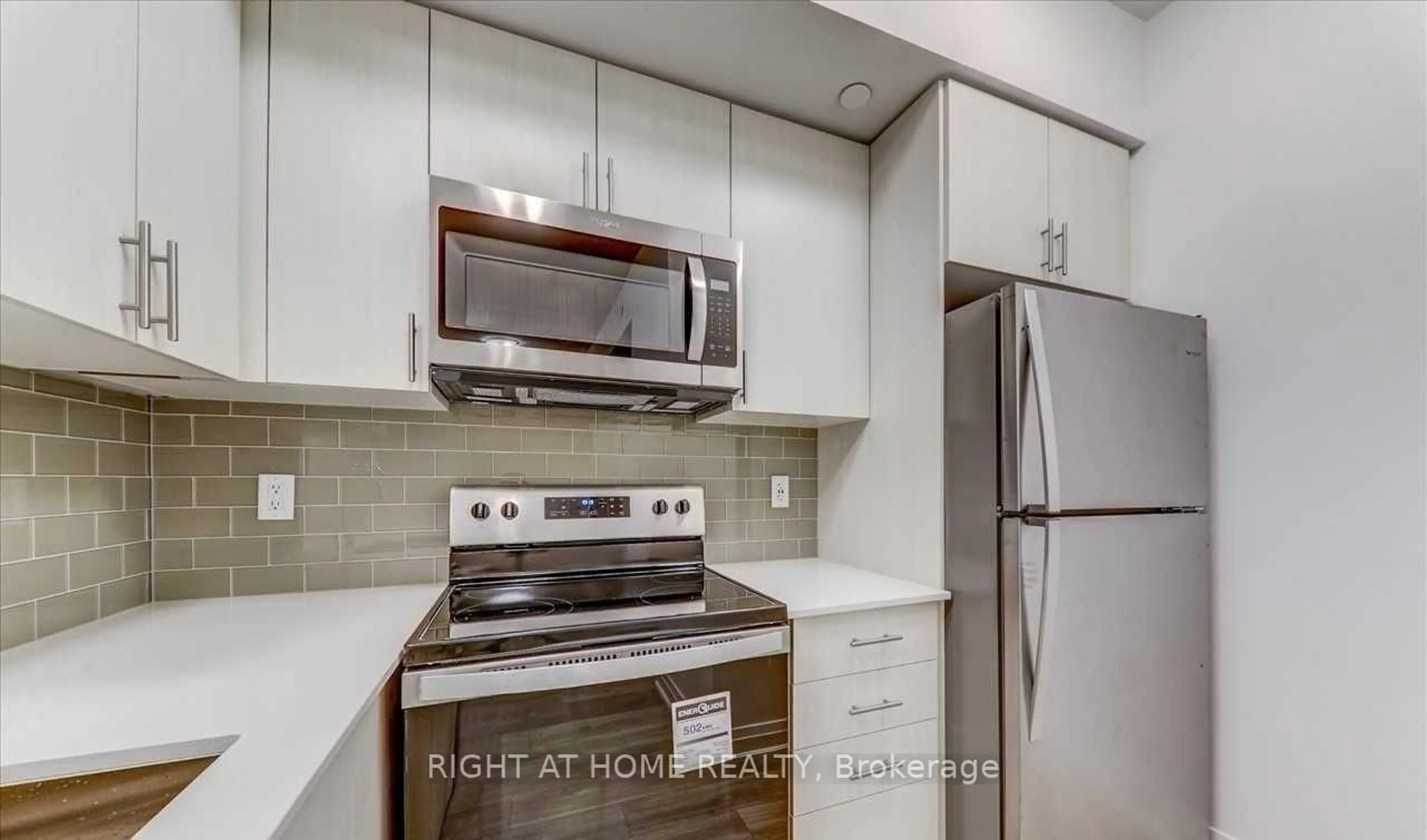 Standard kitchen, unknown for 9700 Ninth Line #302, Markham Ontario L6B 1A8