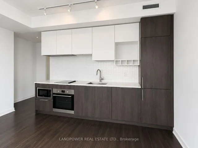 950 Portage Pkwy #3006, Vaughan 2